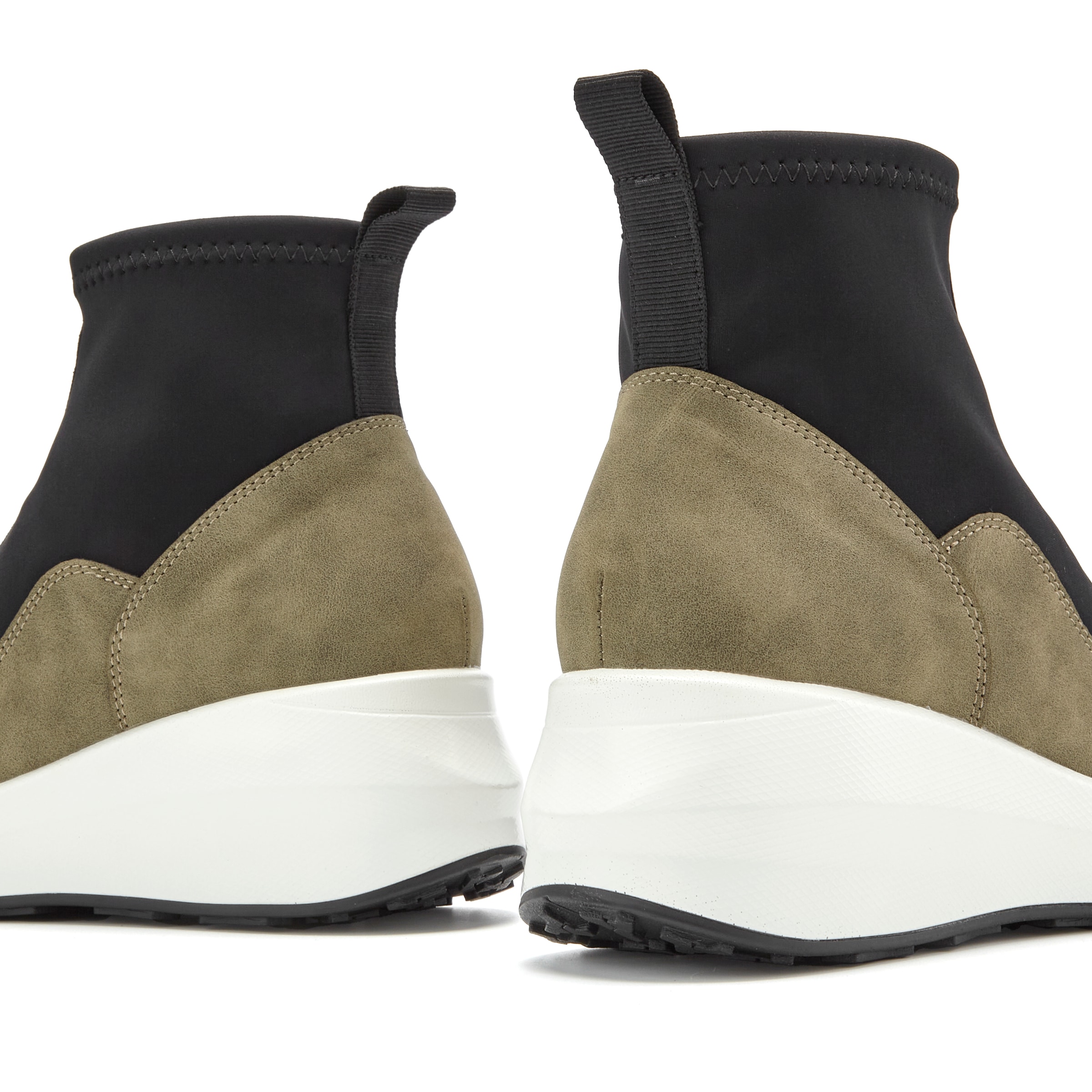 LASCANA Stiefelette »Sneaker, Keilstiefelette, Freizeitschuh«  NEU mit innenliegendem Keilabsatz und Frontreissverschluss VEGAN