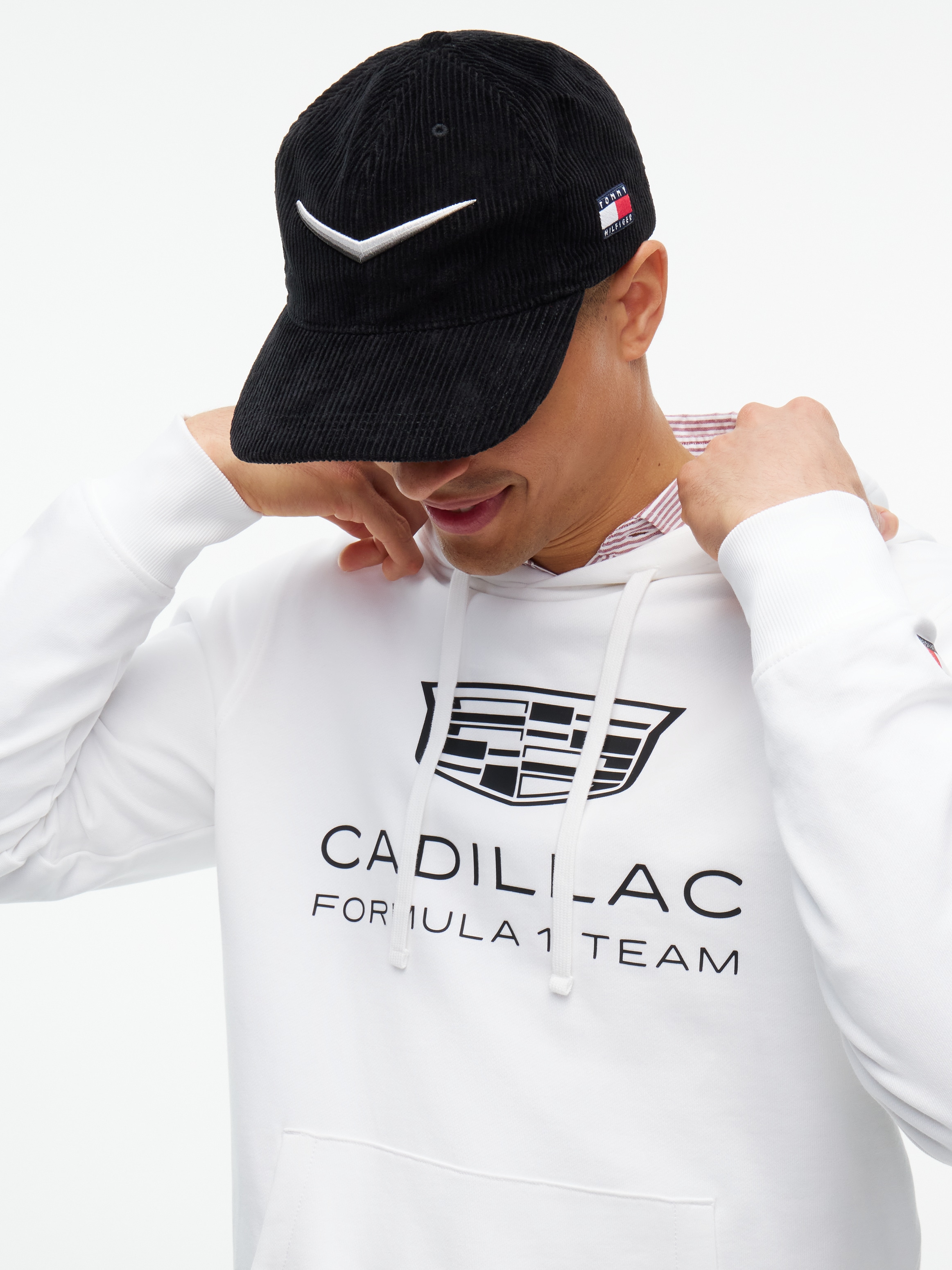 Tommy Hilfiger Casquette de baseball »TH x Cadillac Formula 1® Team CHEVRON« en velours côtelé de coton, unisexe