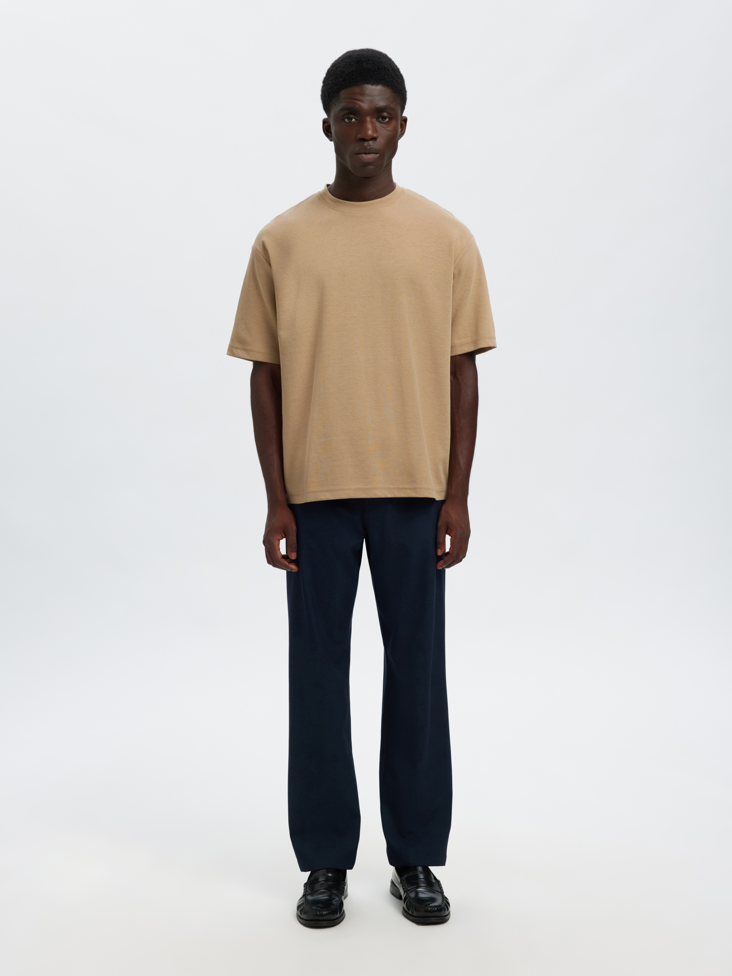 SELECTED Rundhalsshirt »SLHLOOSEOSCAR SS O-NECK TEE NOOS«