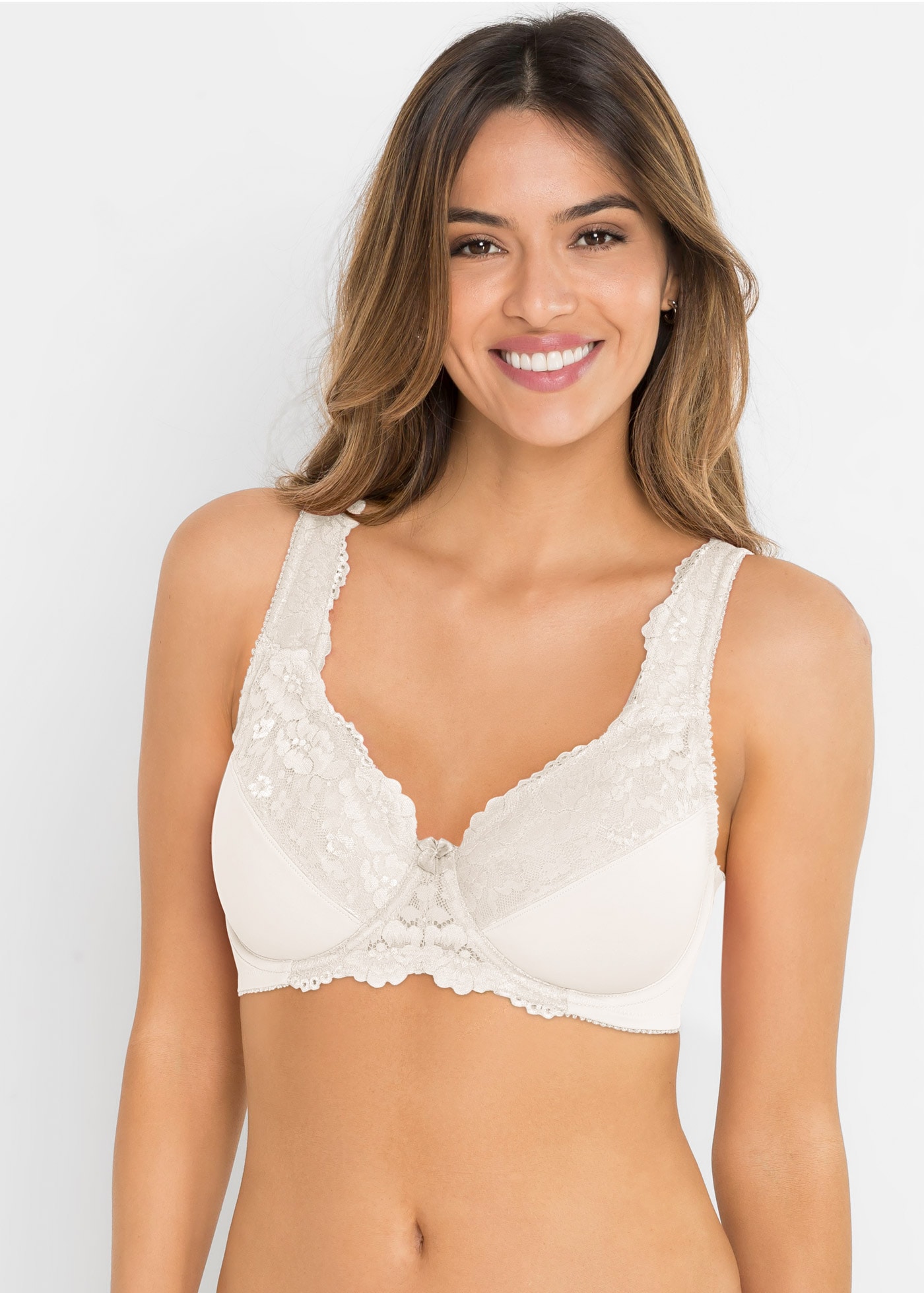 bonprix Soutien-gorge minimisant »Minimizer-BH mit gepolsterten Trägern (2er Pack)« Packung, 2 cuis mit Bügel und dezenter Spitze