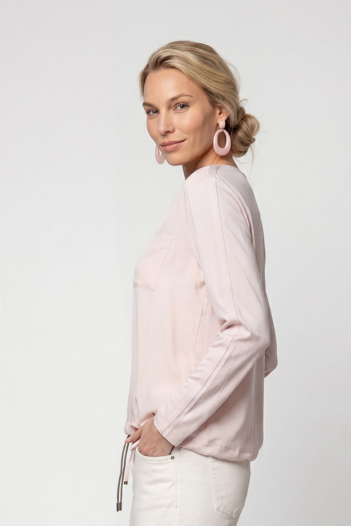Monari Schlupfbluse »Schluse Basic Schmuck« Regular fit mit V-Ausschnitt