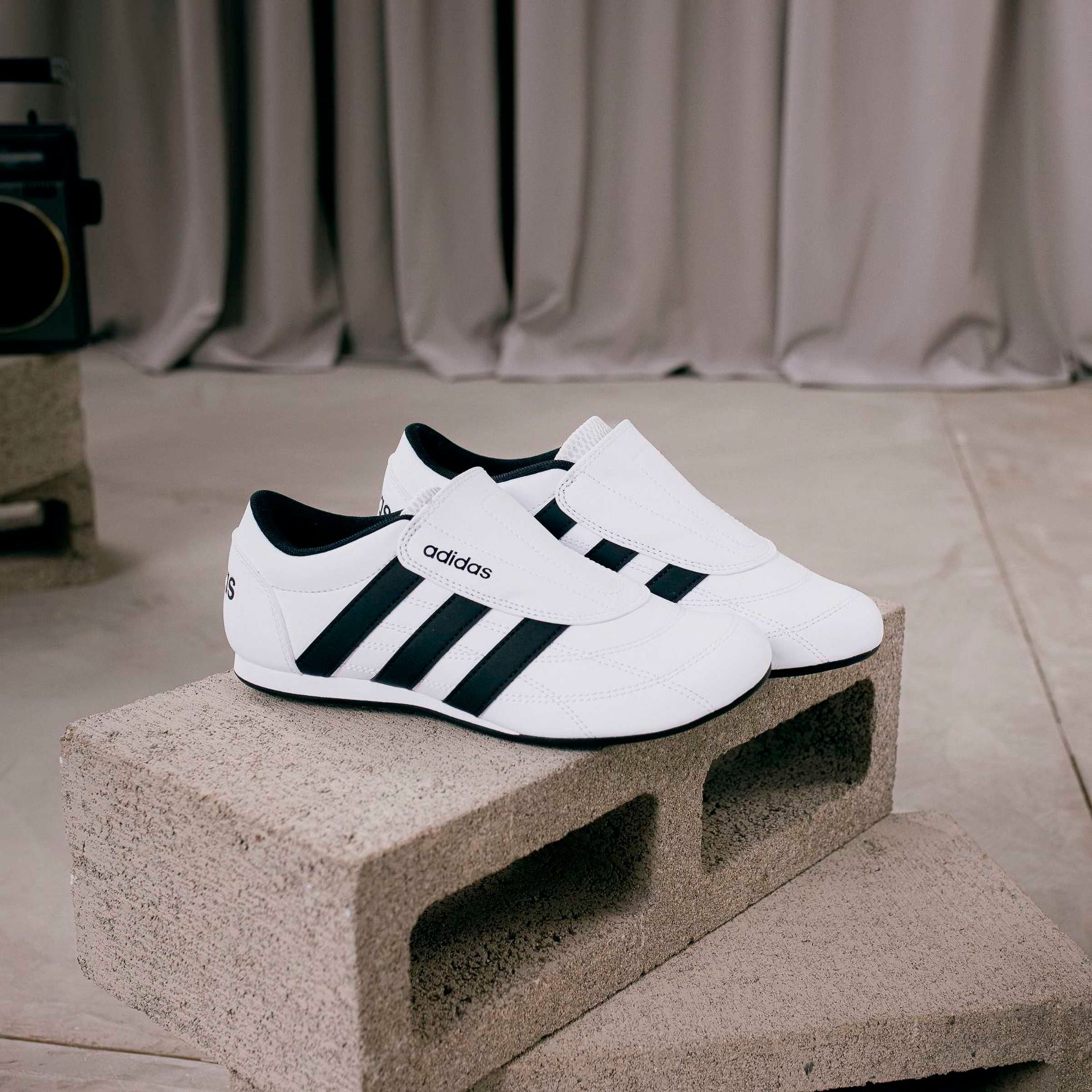 adidas Sportswear Sneaker »TEKWEN«