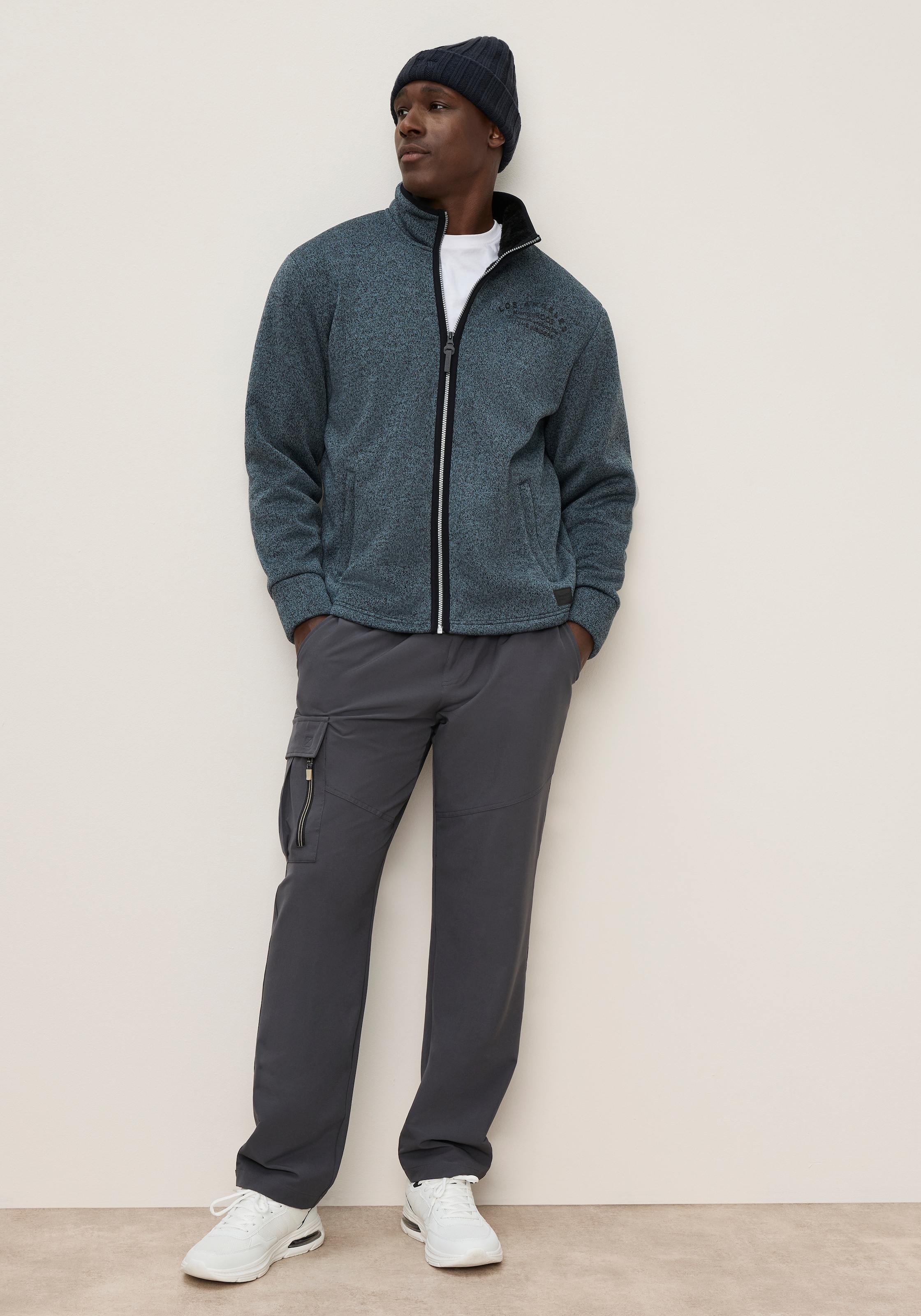 KangaROOS Strickfleecejacke mit durchgehendem Reissverschluss, po-bedeckende Länge
