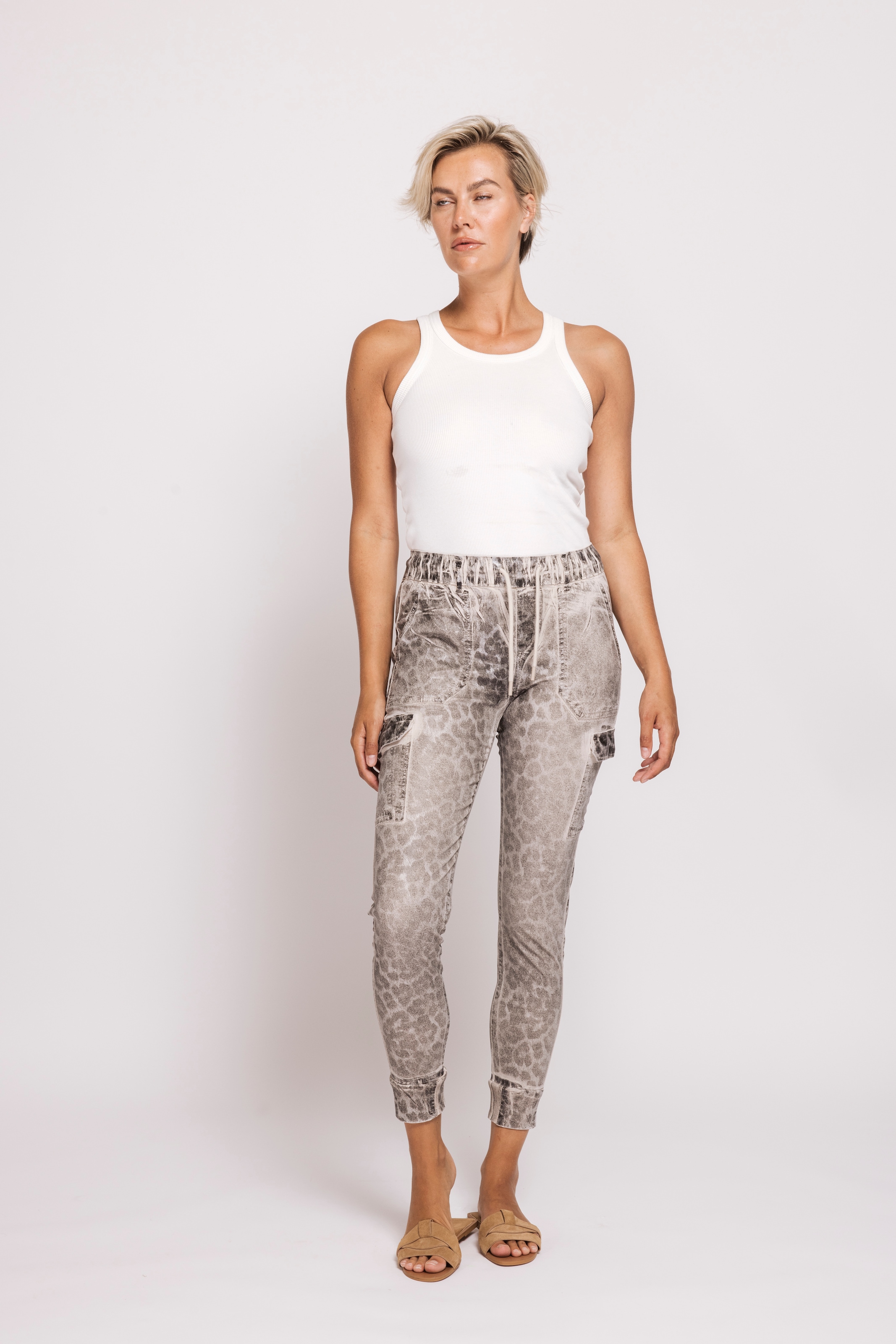 Zhrill Pantalon cargo »ZHDAISEY Leoprint«  mit Leo-Print und Stretch