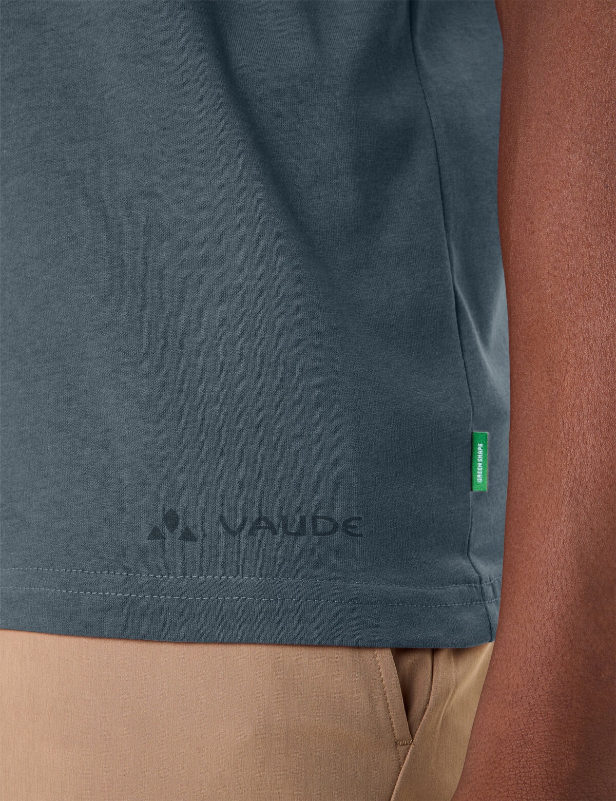 VAUDE T-shirt fonctionnel »MEN'S CYCLIST T-SHIRT V« coupe sportive, manches courtes, pour activités variées