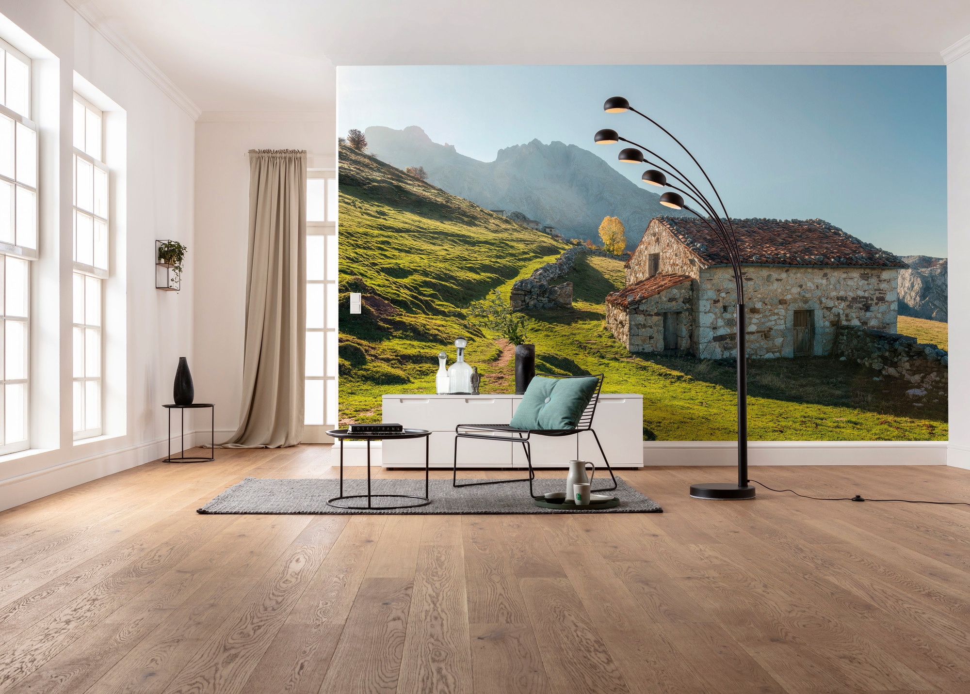 Komar Papier peint intissé »Digitaldruck Vlies -  Picos de Europe Alm - Grösse 450 x 280 cm« imprimé Wohnzimmer, Schlafzimmer