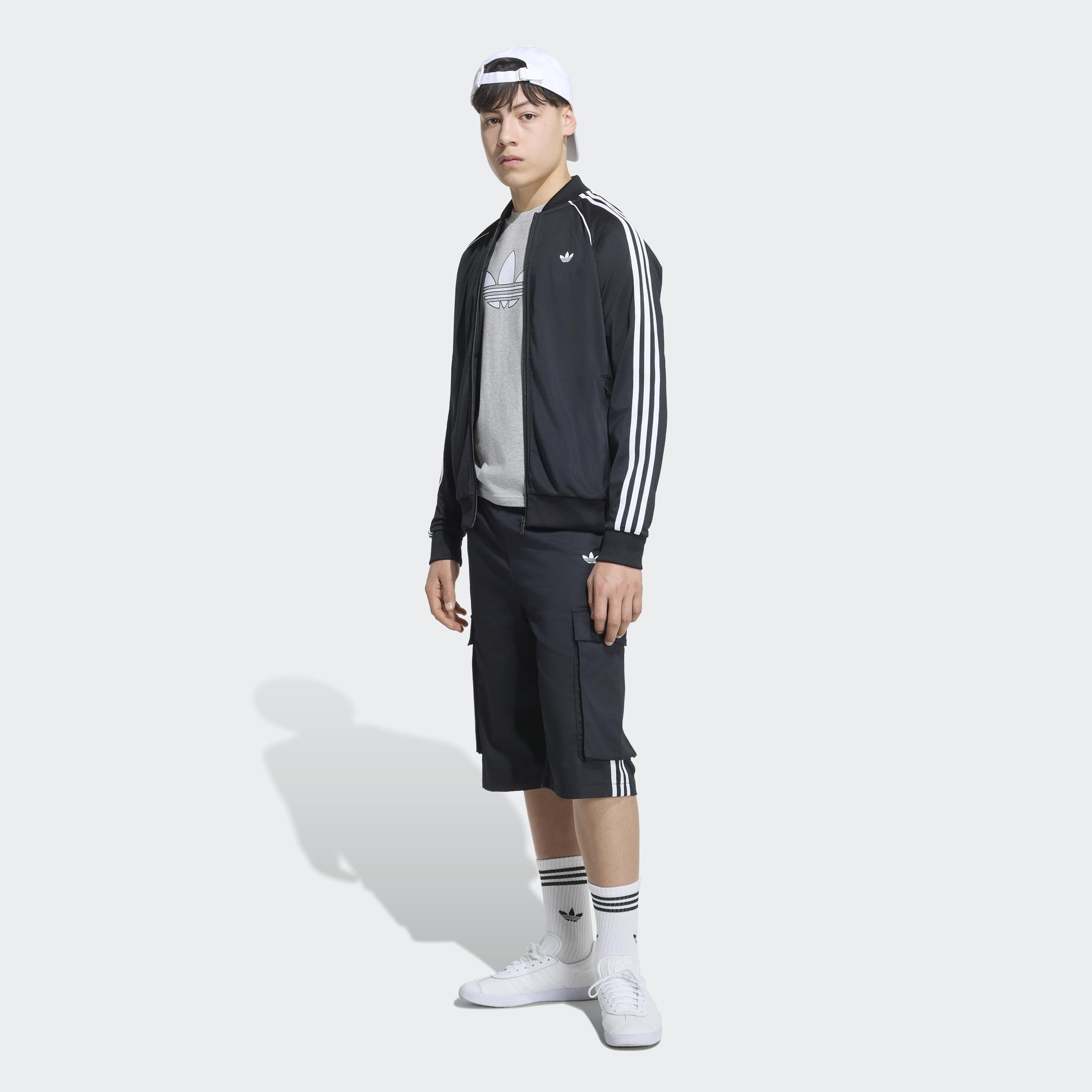 adidas Originals Veste d'entraînement »SST, LOCKER GESCHNITTEN« pour enfants, avec fermeture éclair, en polyester