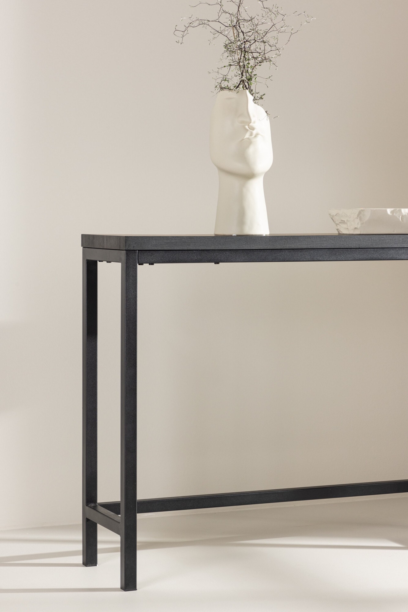 Venture Home Beistelltisch »Rise, rechteckiger Beistelltisch in elegantem Schwarz, 110 × 30 cm« Ablagetisch minimalistisch, Metallgestell, pflegeleicht