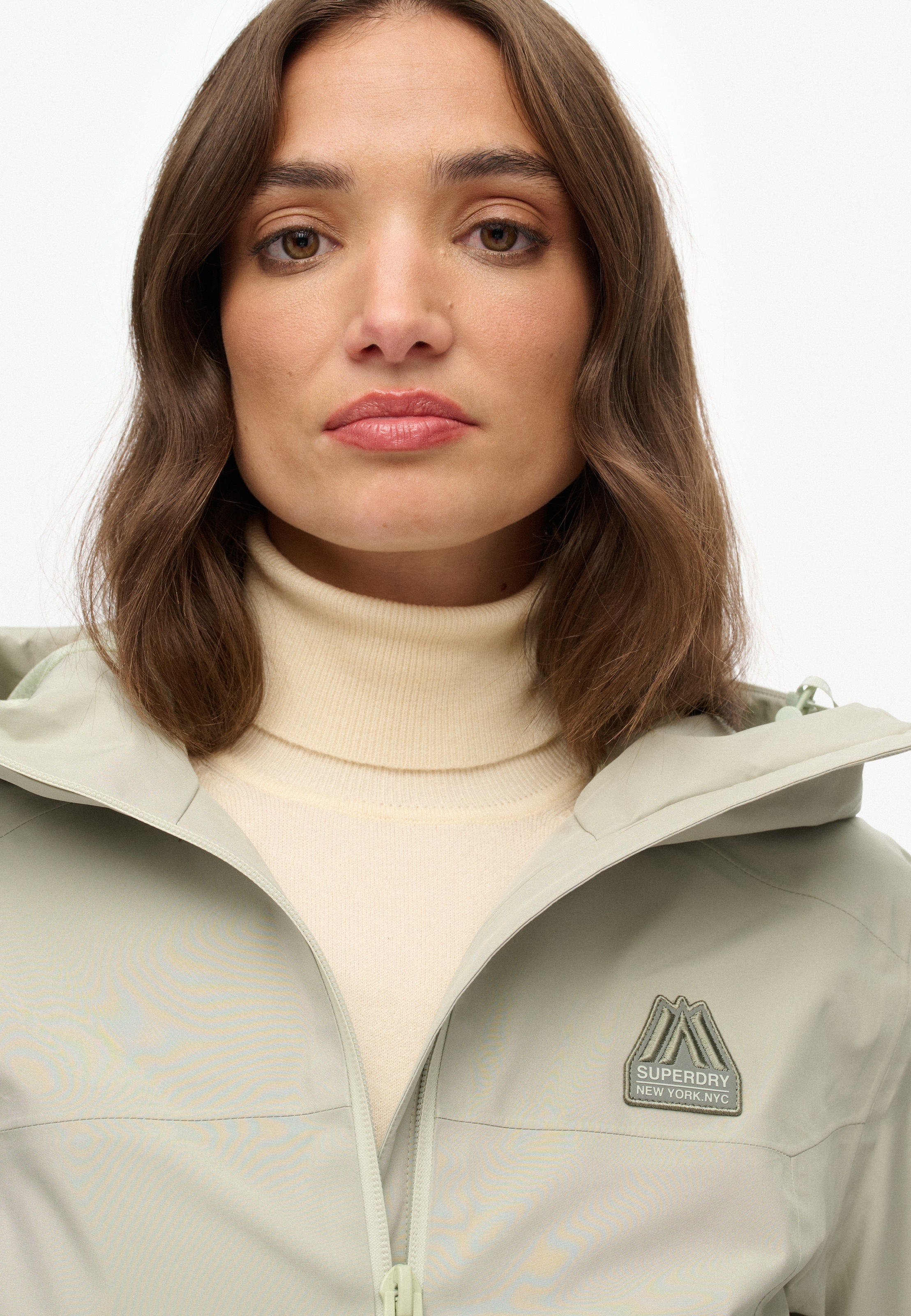 Superdry Outdoorjacke »WATERPROOF JACKET« mit Kapuze Wasserdicht (Säule wird nachgereicht)