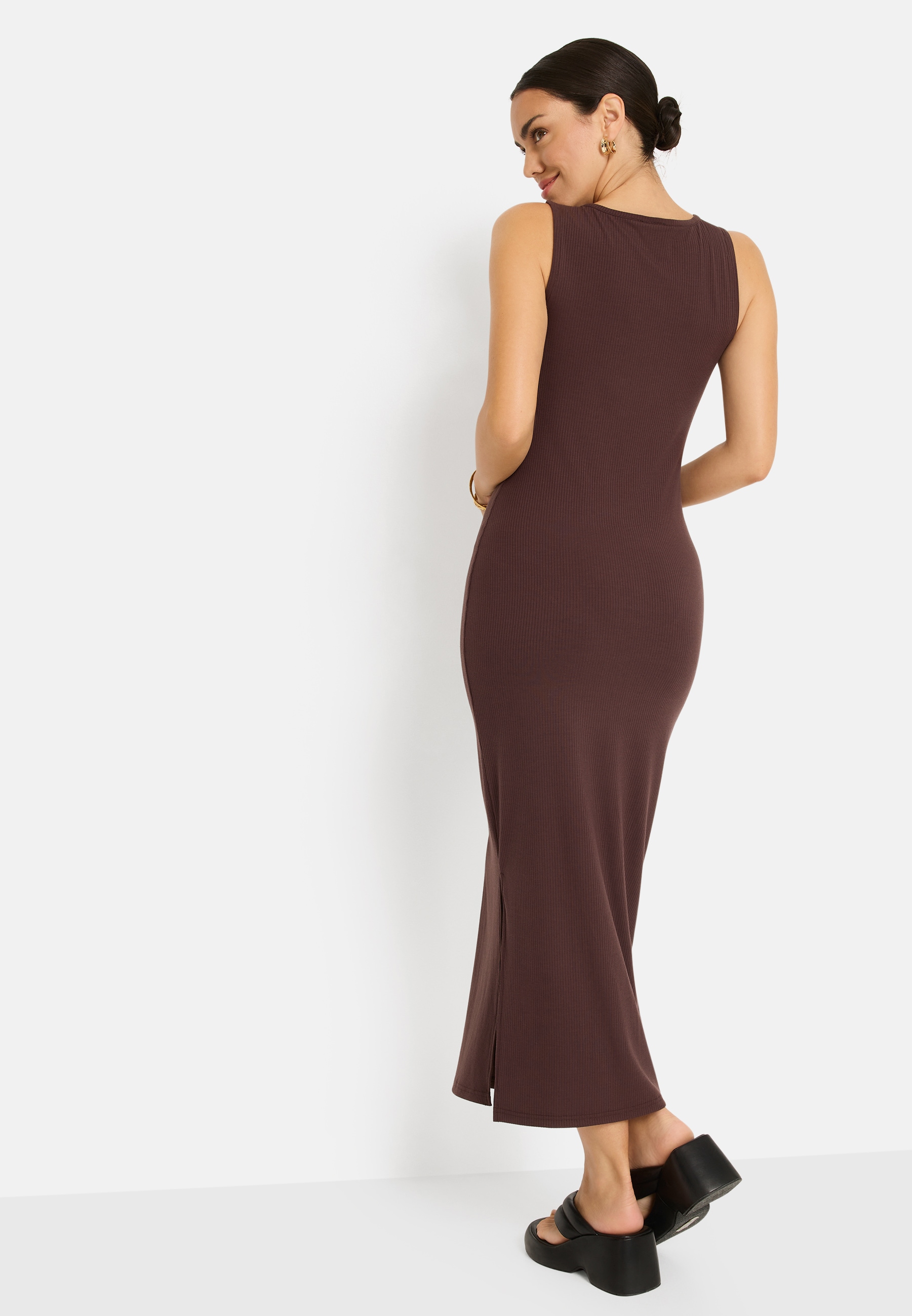 LSCN by LASCANA Maxi robe Sans poches en maille côtelée douce avec détail découpé, robe côtelée