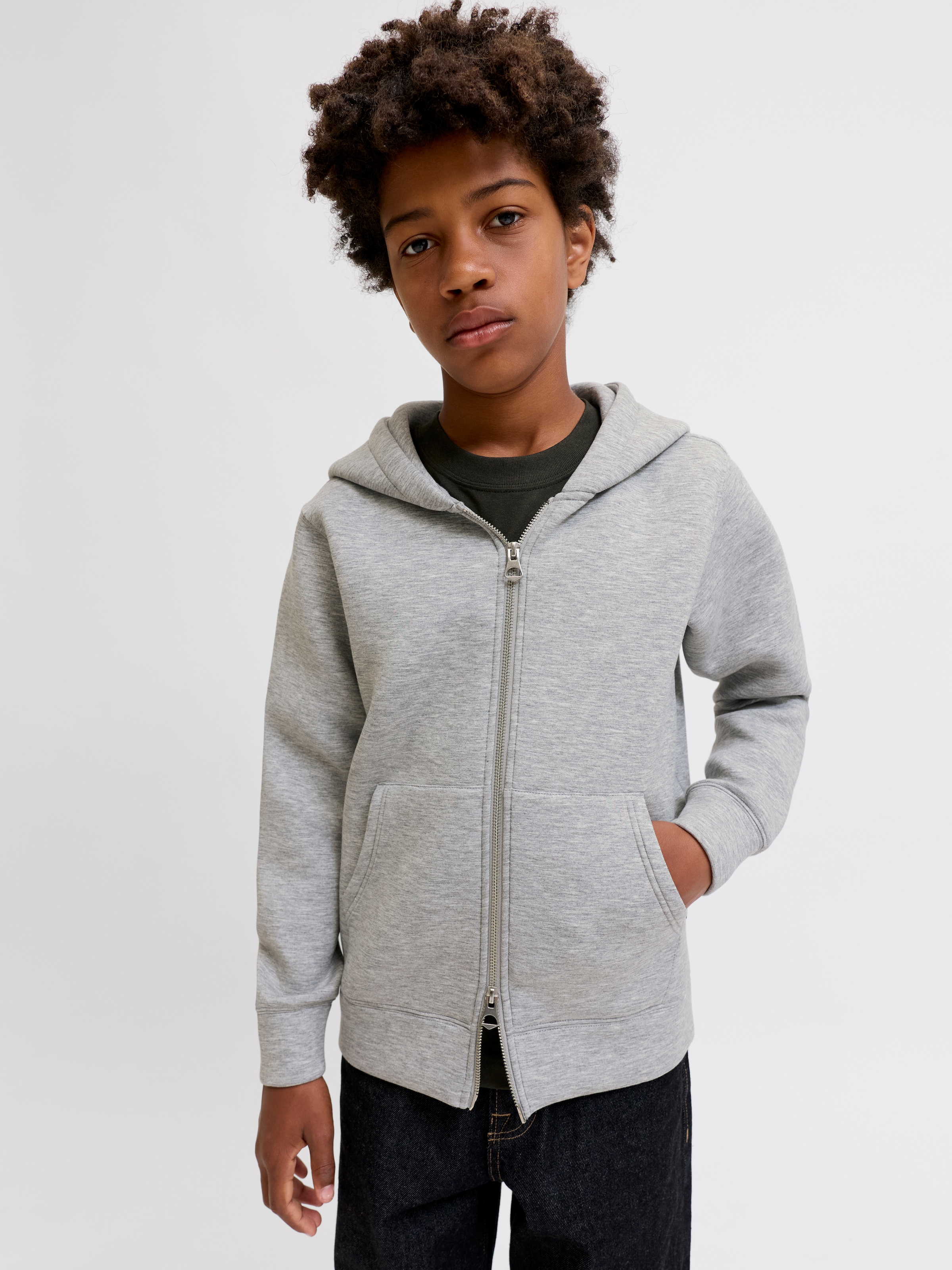 Jack & Jones Junior Kapuzensweatjacke »JCOLEGACY SWEAT SCUBA ZIP HOOD SN JNR« Materialmix, locker geschnitten