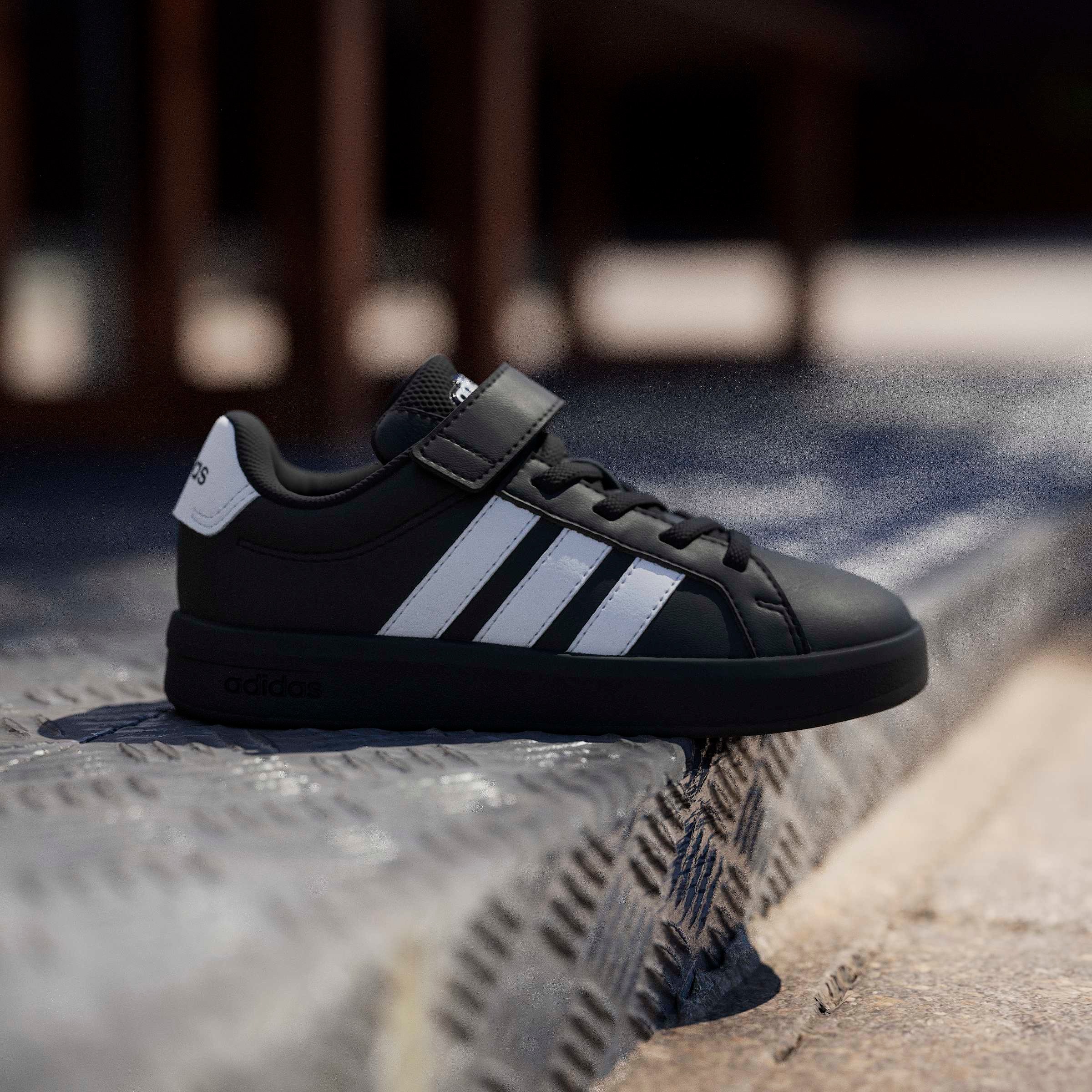 adidas Sportswear Sneakers »GRAND COURT 3.0 SCHUHE FÜR KINDER«  mit Klettverschluss, für Kinder