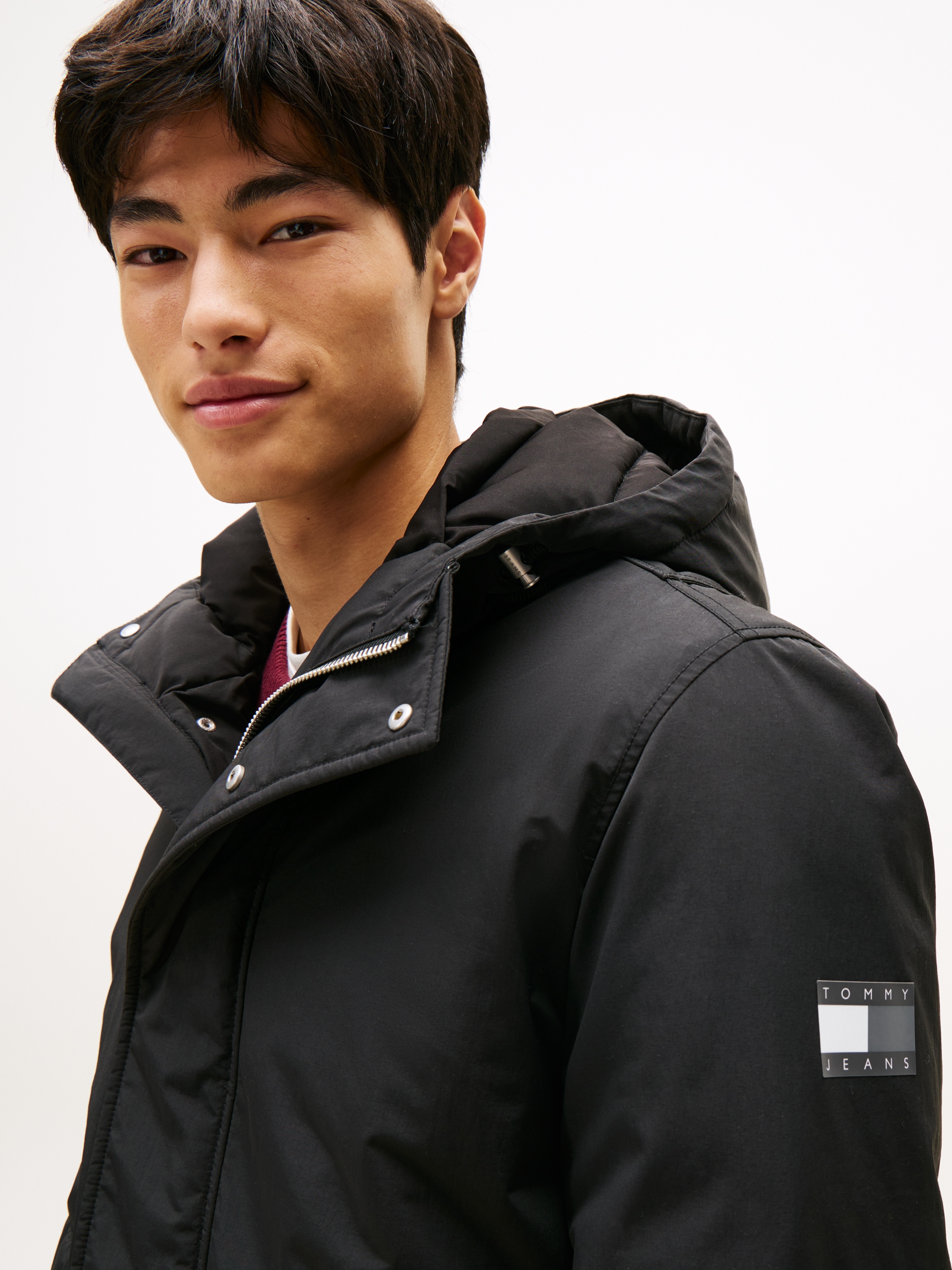 Tommy Jeans Bomberjacke »CITY READY BOMBER« mit Kapuze Fliegerjacke, Freizeitjacke Regular fit mit Rundhalsausschnitt