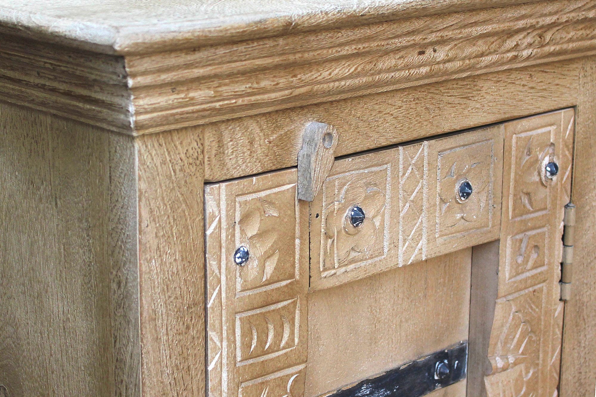 SIT Highboard »Daipur Kommode« geschnitzte Verzierungen, schmale Kommode mit 1 Tür
