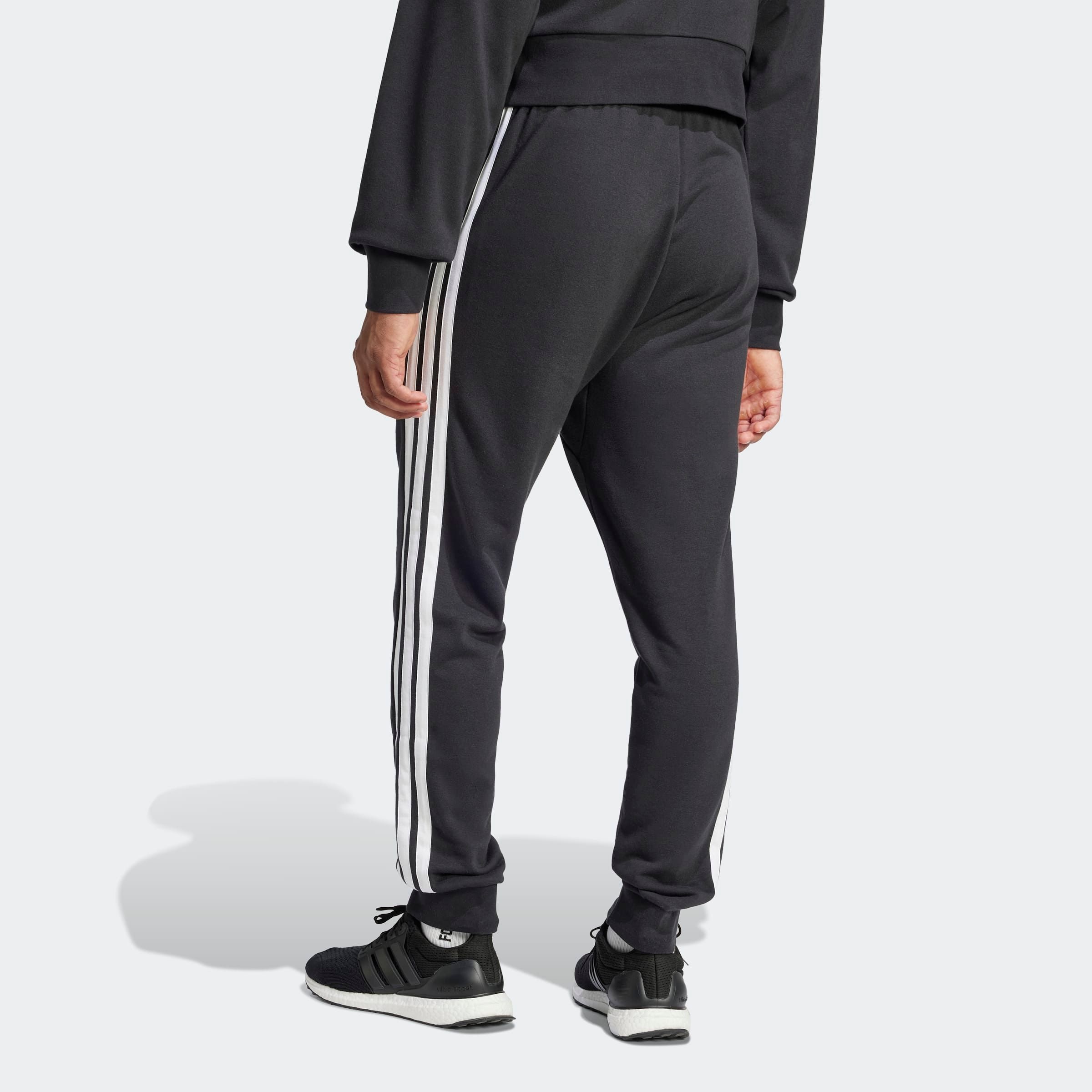 adidas Sportswear Pantalon de sport »M 3S FT TC PT«  schmal zulaufende Beinform, für sportliche Aktivitäten