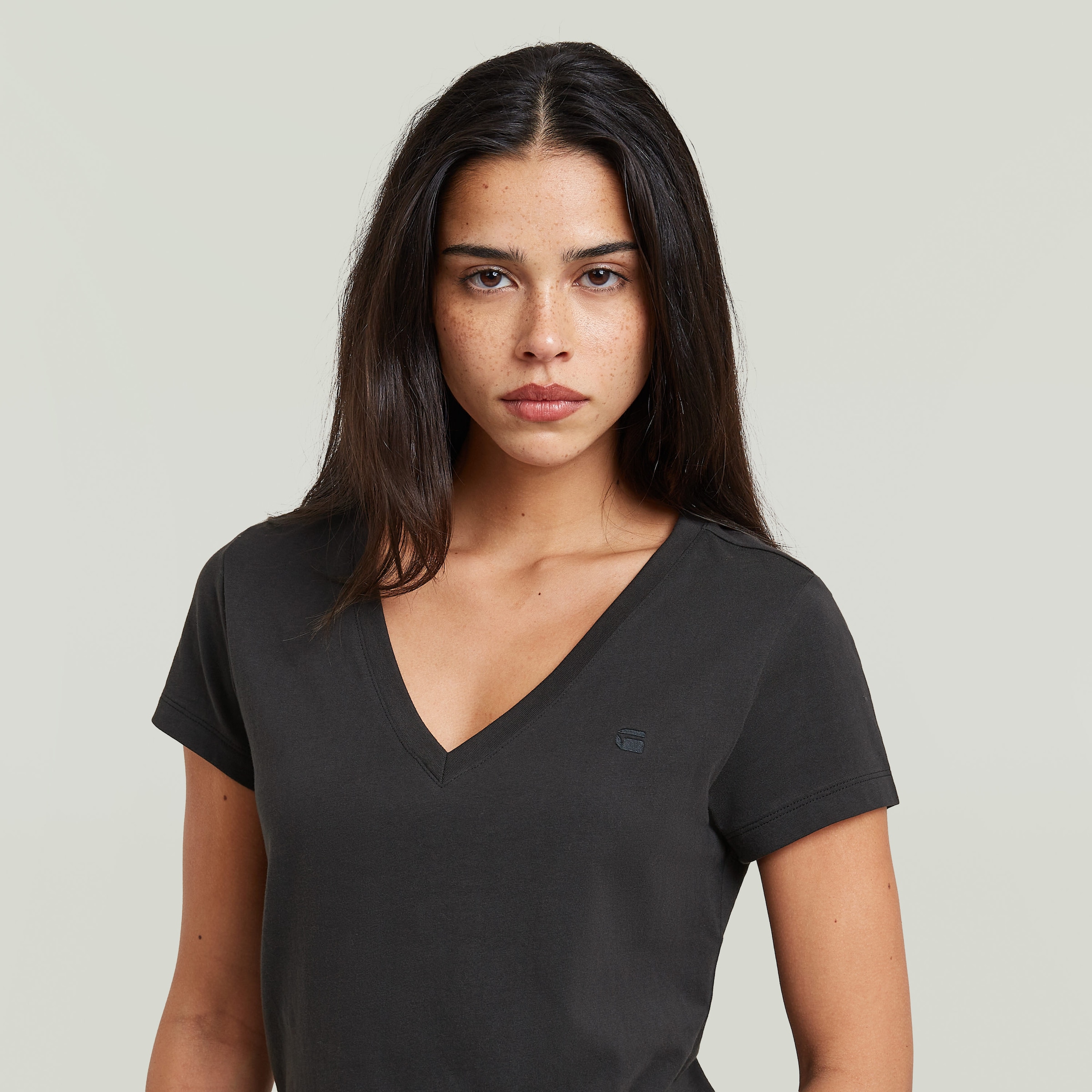 G-STAR T-shirt en V »Overdyed Form v t wmn« en qualité coton