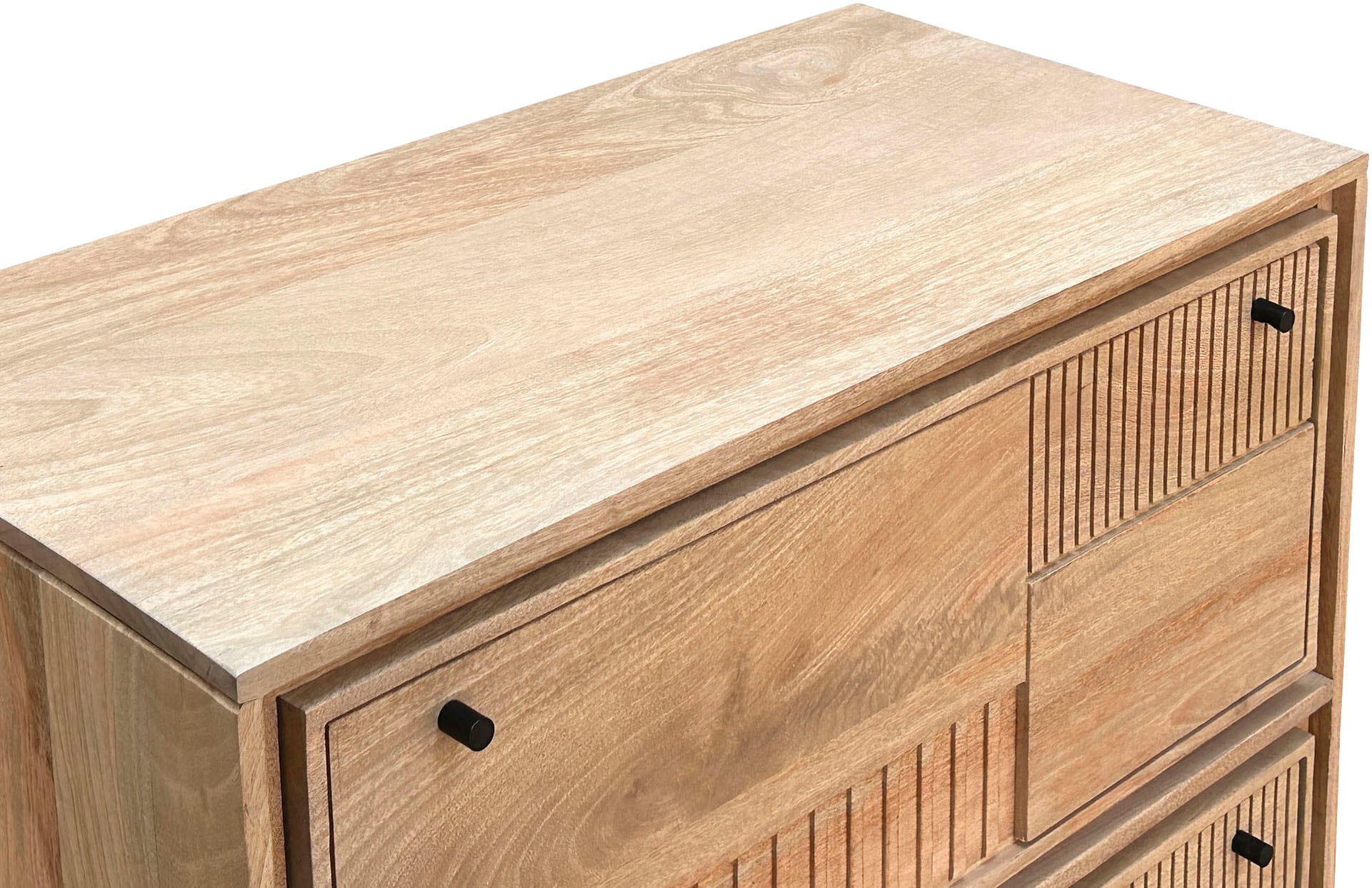 SIT Schuhschrank »Burano aus Mangoholz mit 2 Klappen & dekorativer Lamellenfront« 1 Stk. tlg. Kunstvolle Holzschnitzereien mit schwarzen Metallgriffen als Kontrast