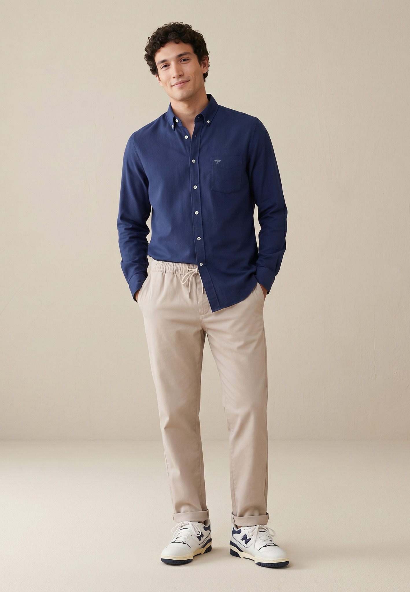 FYNCH-HATTON Chemise à manches longues »FYNCH-HATTON Langarmhemd« 1 cuis coupe confortable, design uni, avec poche poitrine