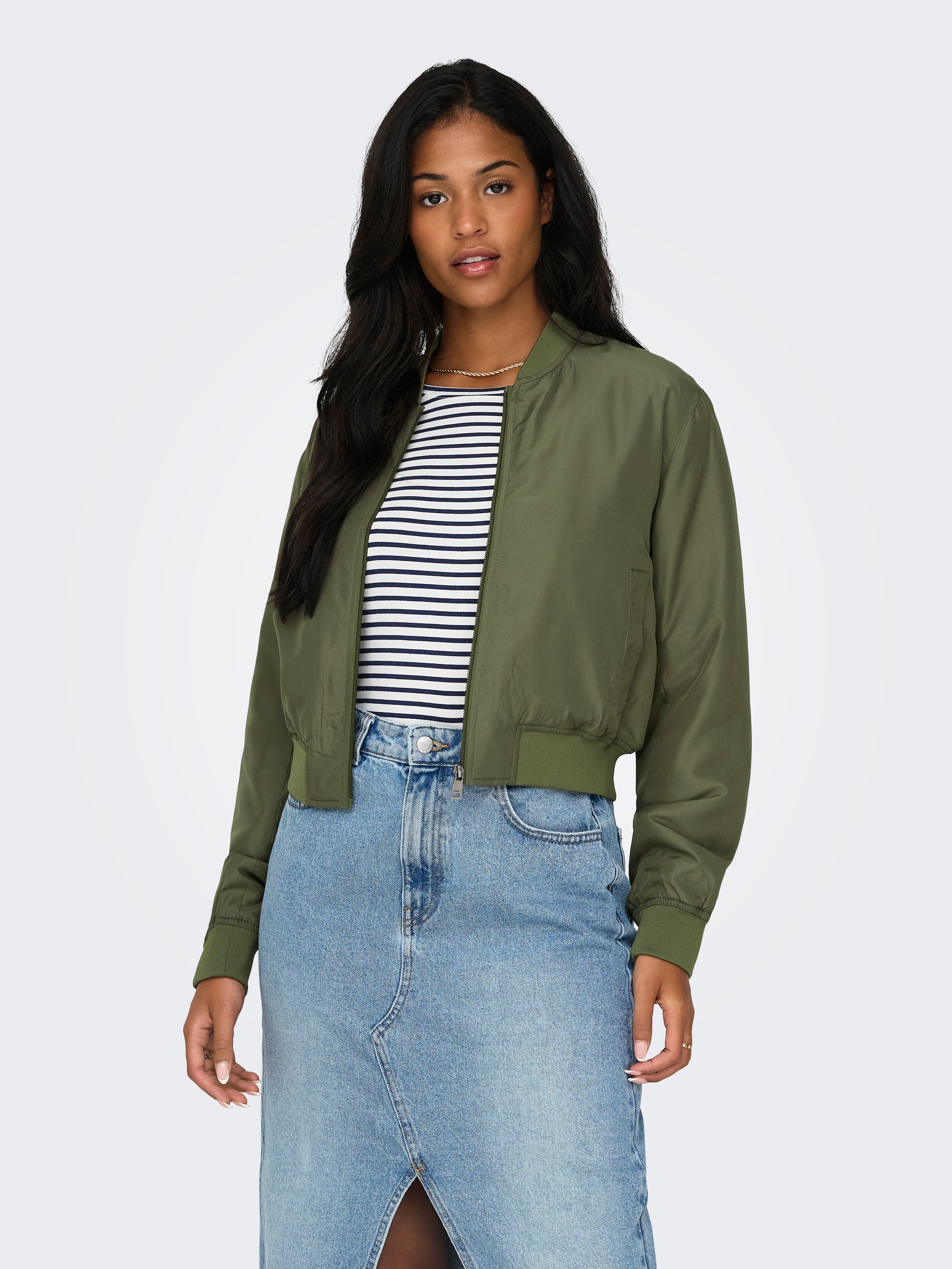 ONLY Bomberjacke »ONLALMA BOMBER OTW NOOS« mit Seitentaschen