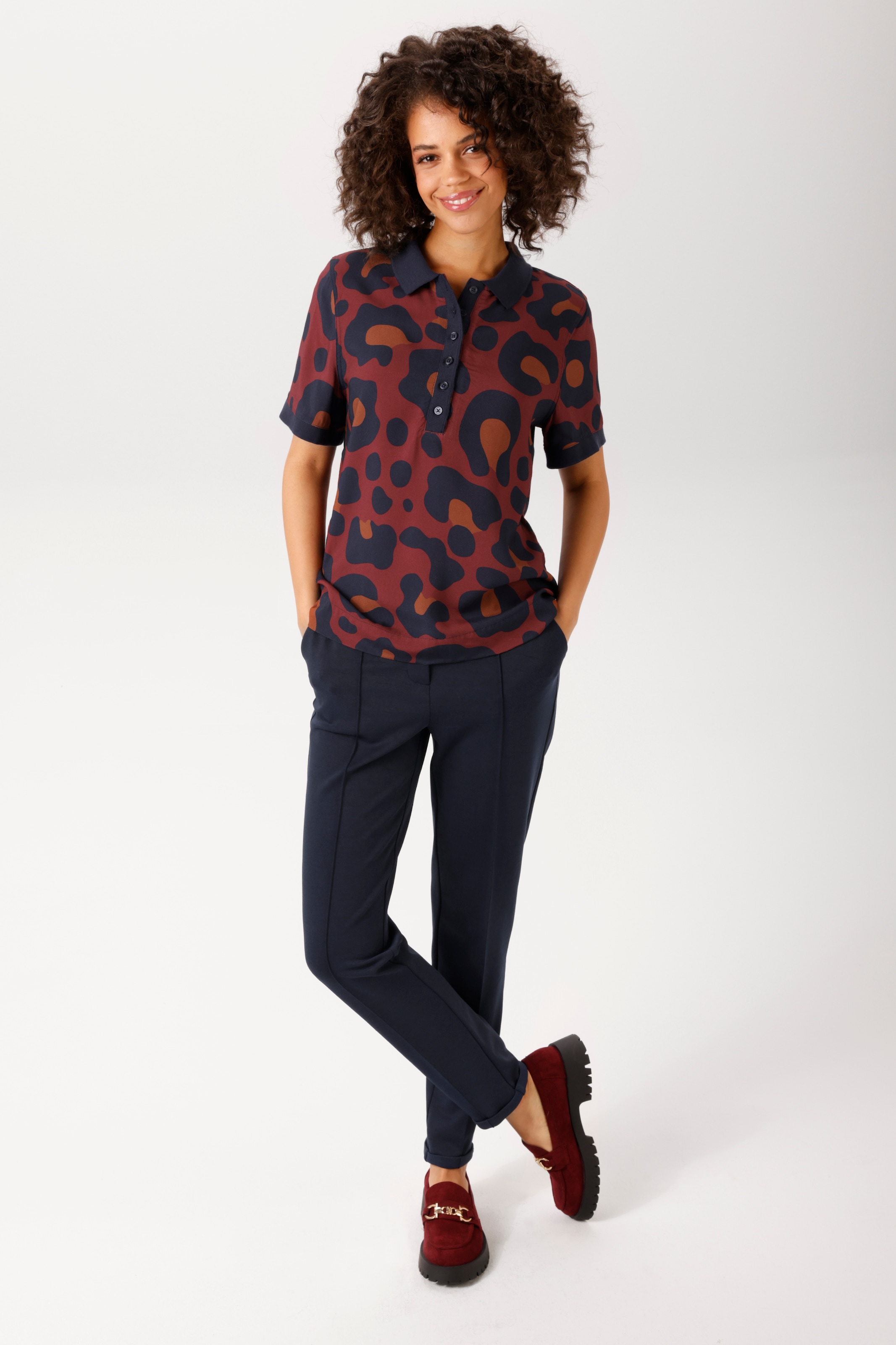 Aniston CASUAL Blouse à manches courtes en imprimé animal extravagant - chaque pièce est unique