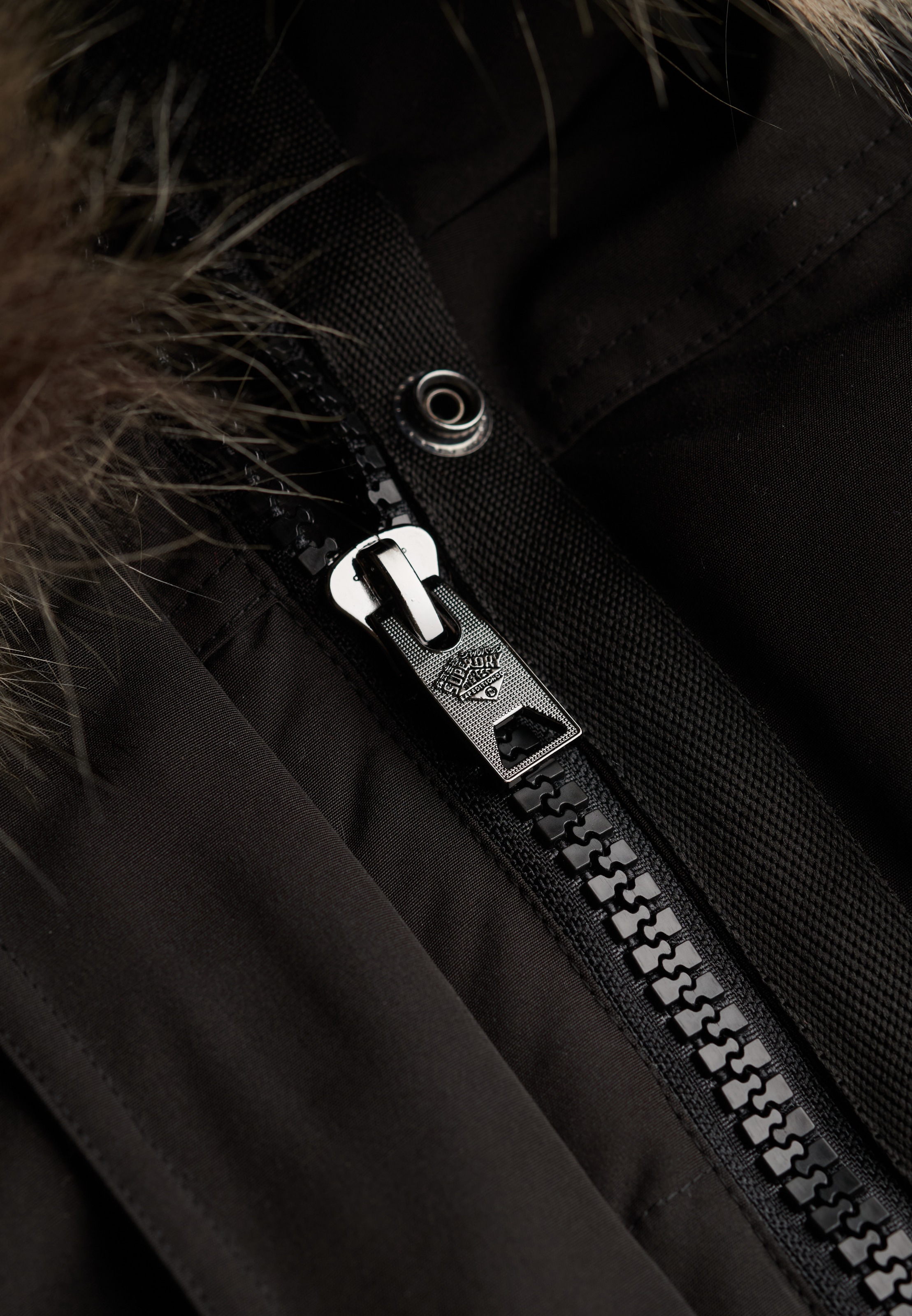 Superdry Steppjacke »EVEREST HOODED BOMBER JKT« mit Kapuze
