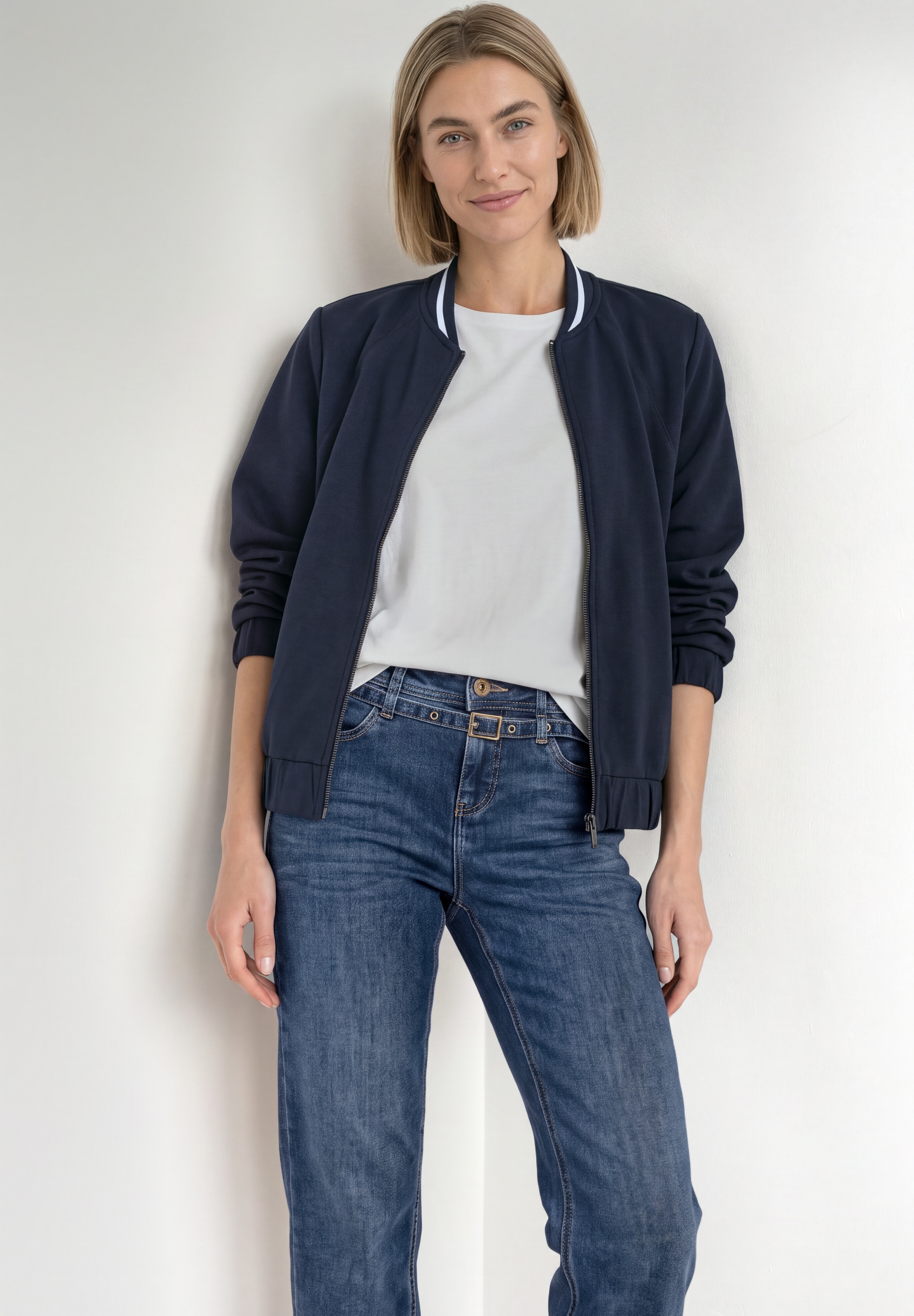 STREET ONE Jeans droit »Style Amalia« mit Jeans-Gürtel / Stretch