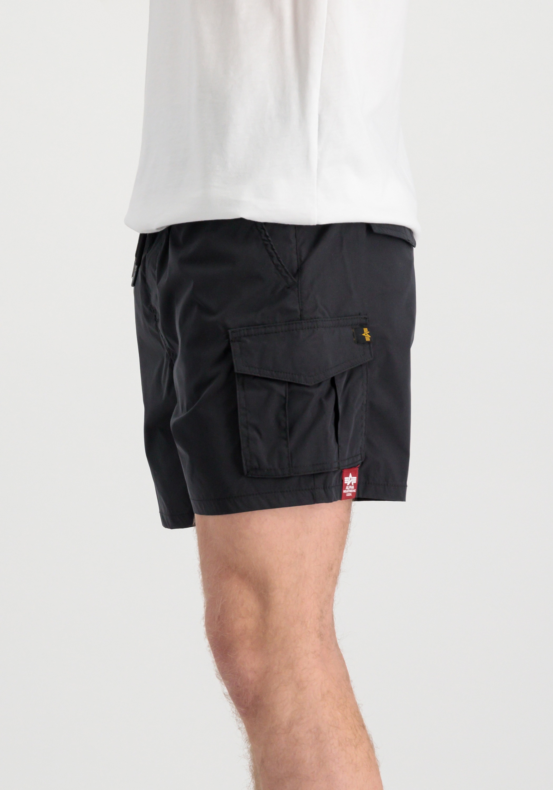 Alpha Industries Sweatshorts »Nylon Cargo Jogger Short«