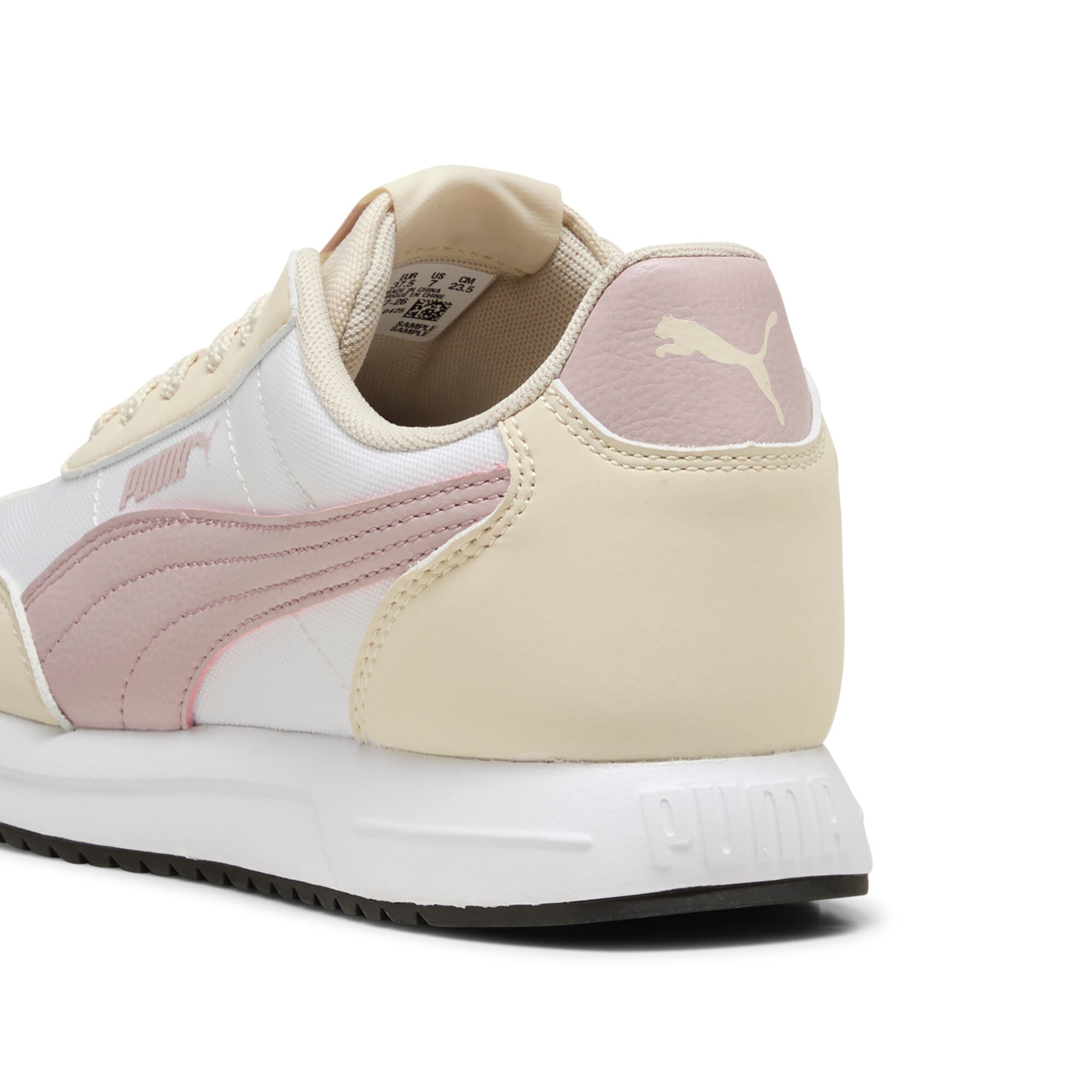PUMA Sneakers »R78 LIGHTWIND«  pour aventures quotidiennes variées, respirant, fermeture à lacets