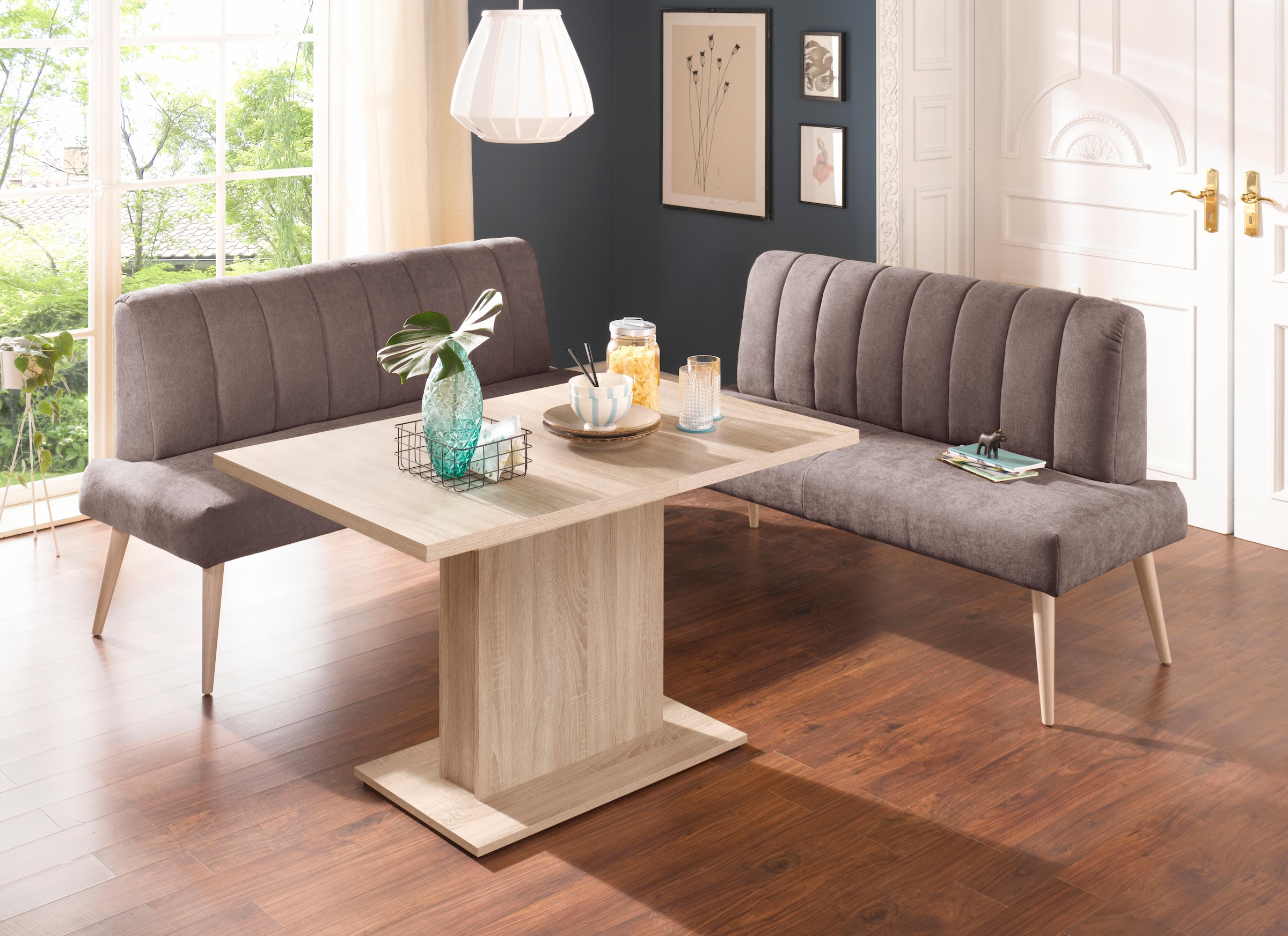 exxpo - sofa fashion Banc »Costa, moderne Rückensteppung, bequem und elegant, hoher Holzfuss« hochwertige Detailverarbeitung, Frei im Raum stellbar