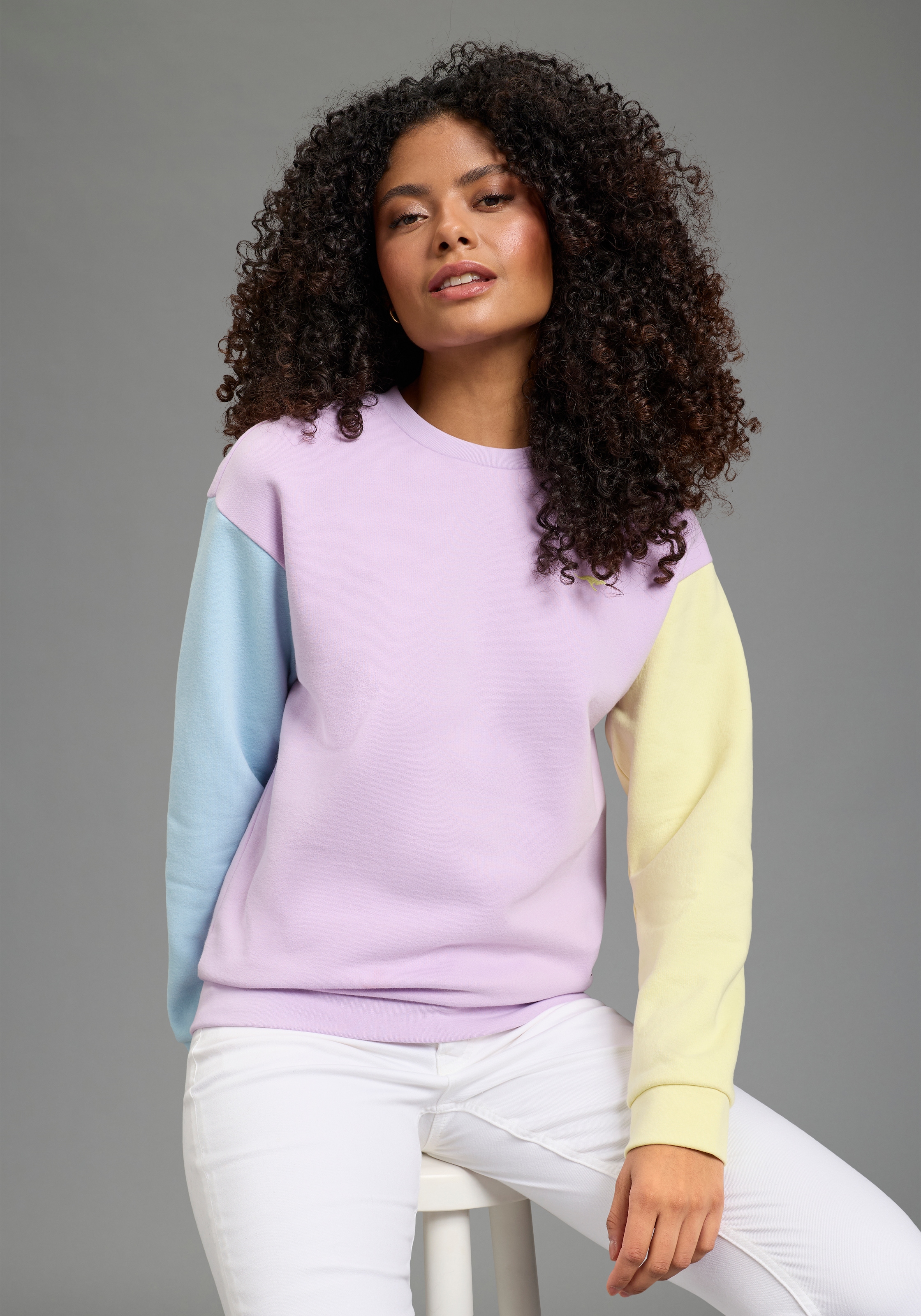 KangaROOS Sweatshirt , mit Farbverlauf

