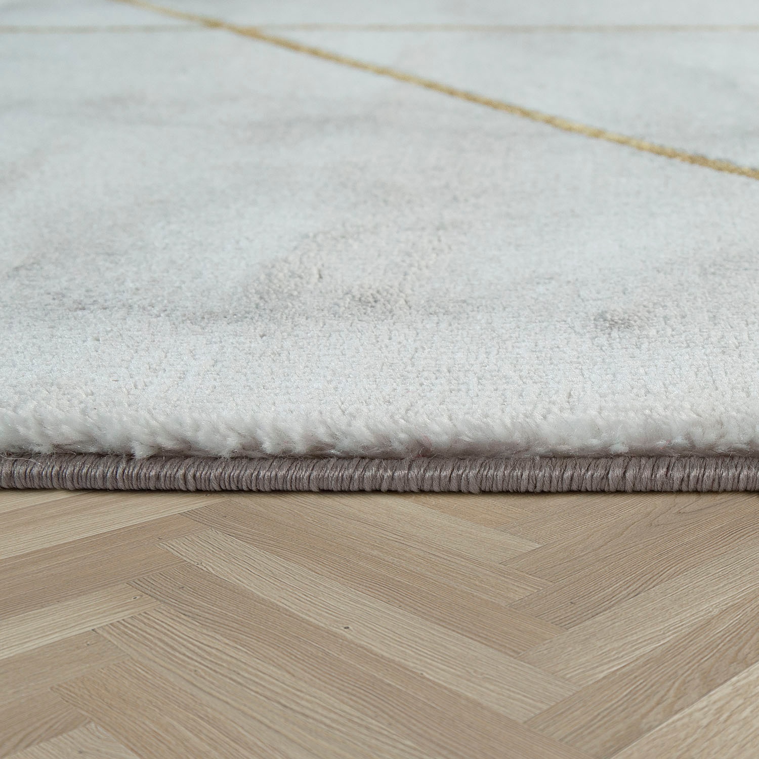 Paco Home Tapis »Kraft 523« Rectangulaire 16 mm Höhe à poils courts, design marbre élégant, avec accents dorés ou argentés