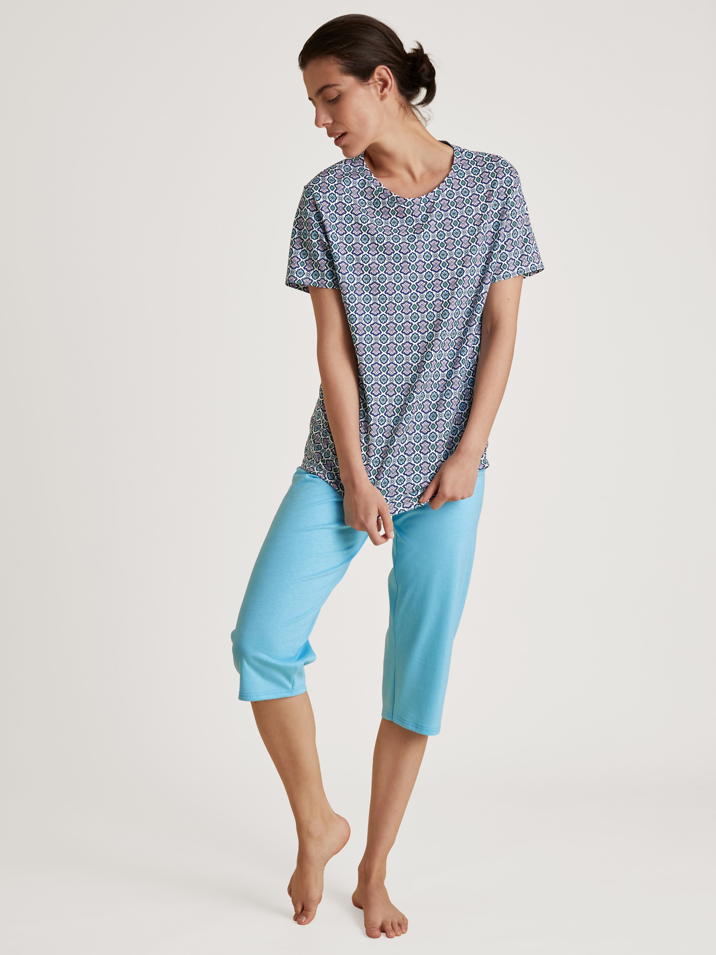 CALIDA Capri-Pyjama »Spring Nights« 2 tlg. Rundhals, Kurzarm, Loose Fit, Pure Cotton, atmungsaktiv