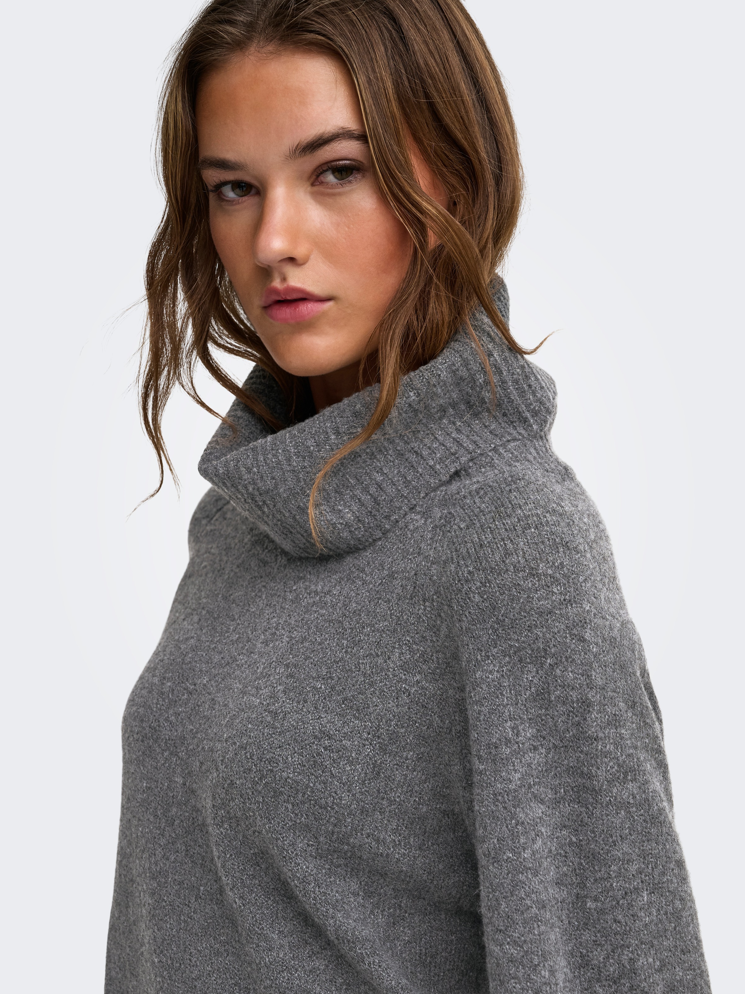 ONLY Pull à col roulé »ONLOLIVIA LS ROLL NECK CC KNT« mélange de matériaux, coupe régulière