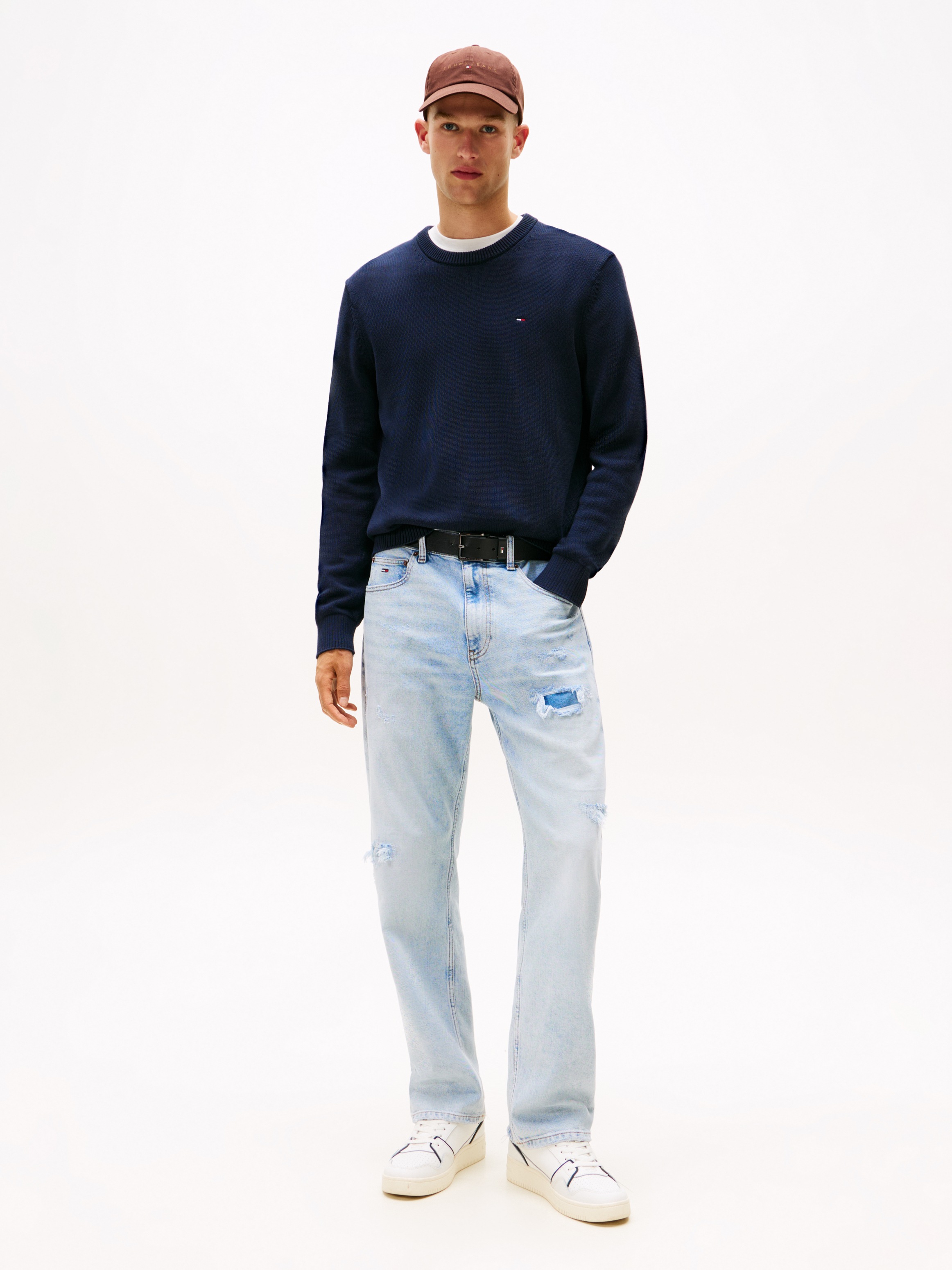 Tommy Jeans Rundhalspullover Slim fit mit Rundhalsausschnitt