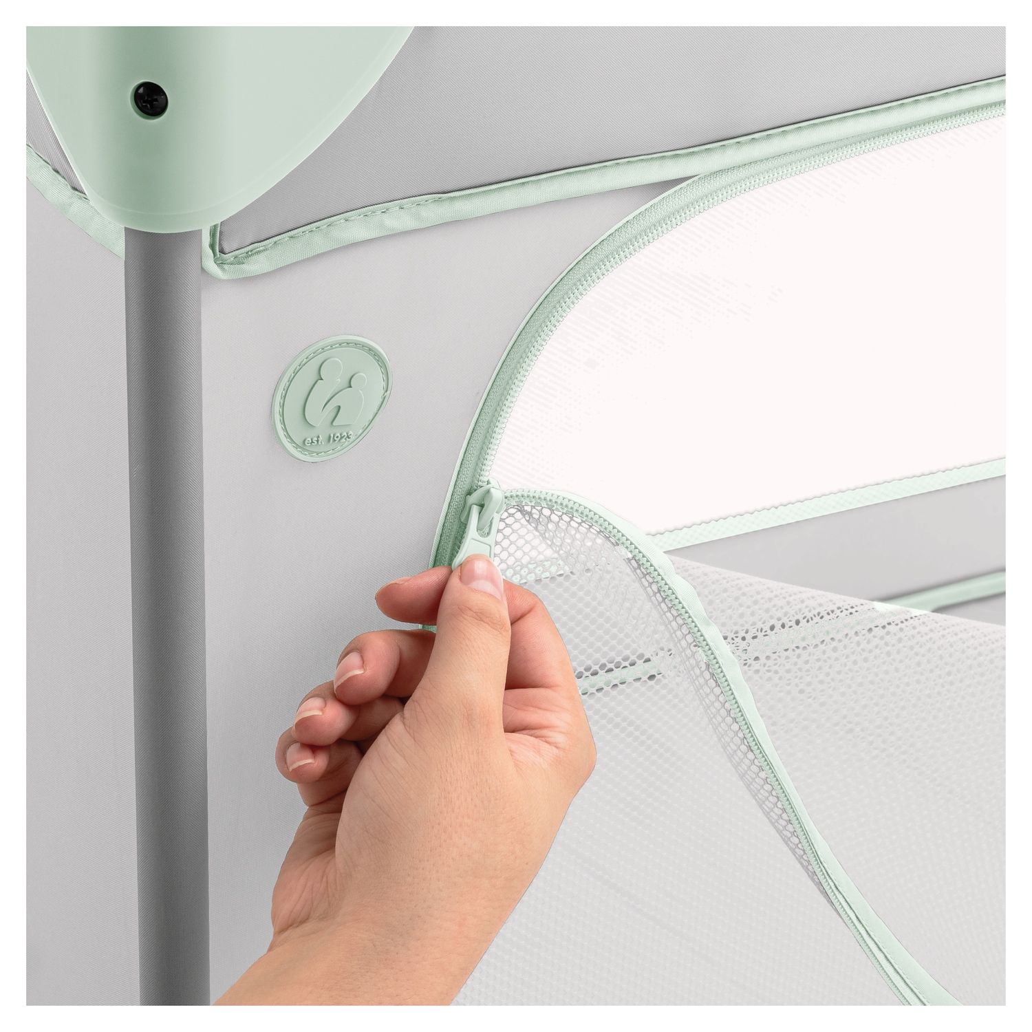 Hauck Baby-Reisebett »Dream N Play Plus, Dusty Mint« Vorderausstieg