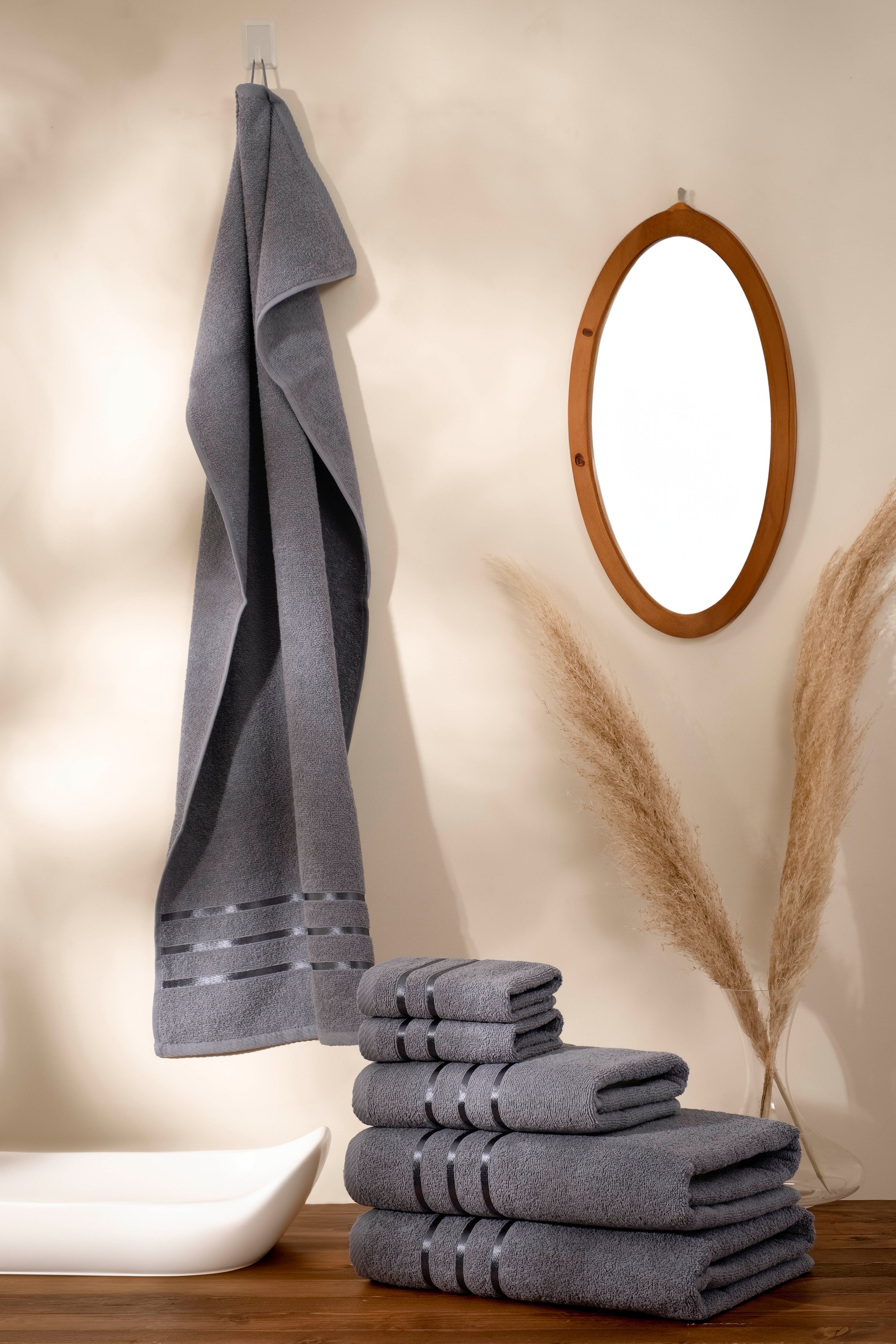 Bruno Banani Handtuch Set »Clement, Duschtücher, Handtücher, Seiftücher« Set mit dezent glänzender Streifenbordüre, einfarbig, aus 100% Baumwolle