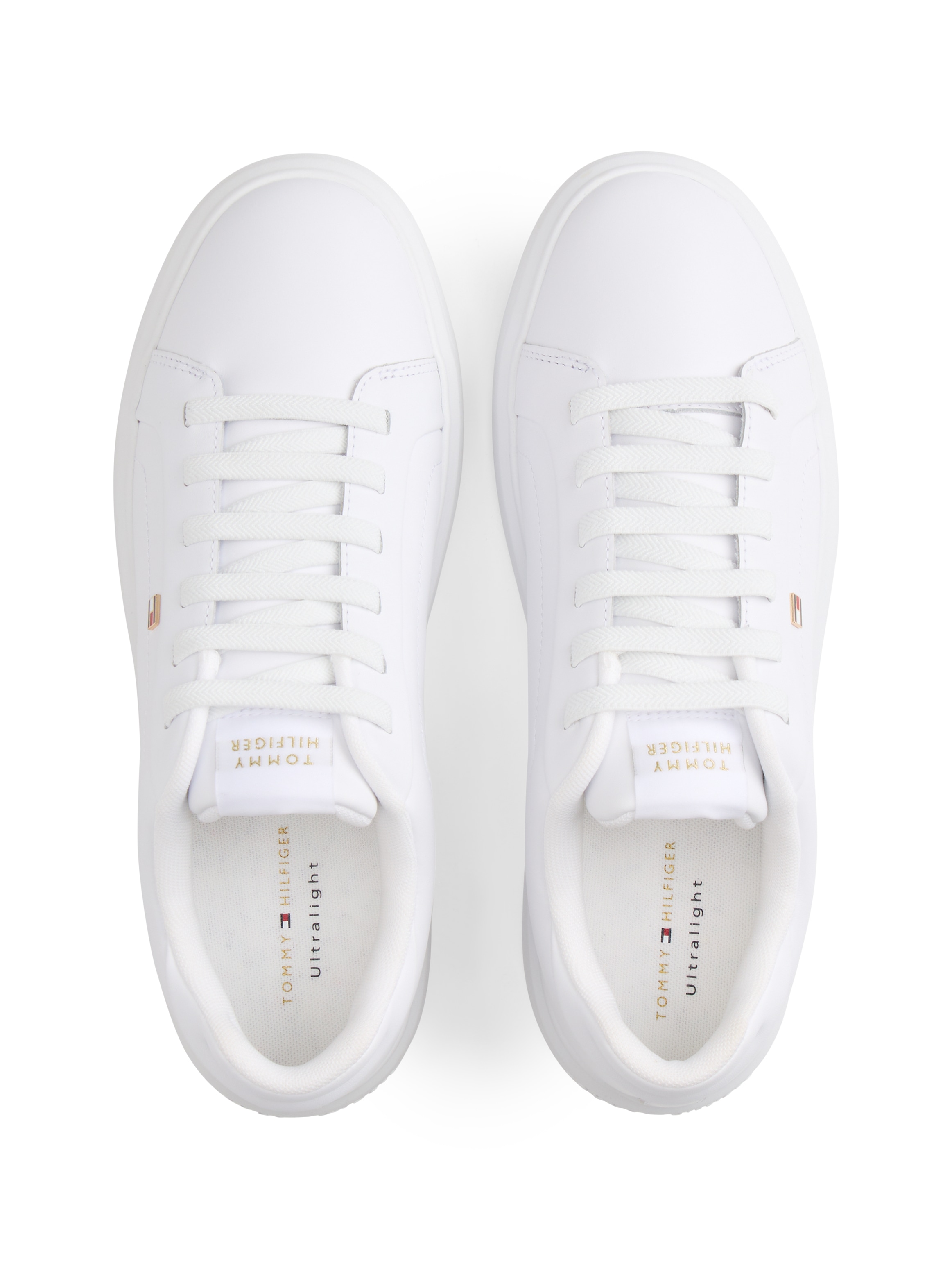 Tommy Hilfiger Baskets slip-on »TH ICON COURT LIGHT«  chaussure décontractée, mocassin avec broderie drapeaux