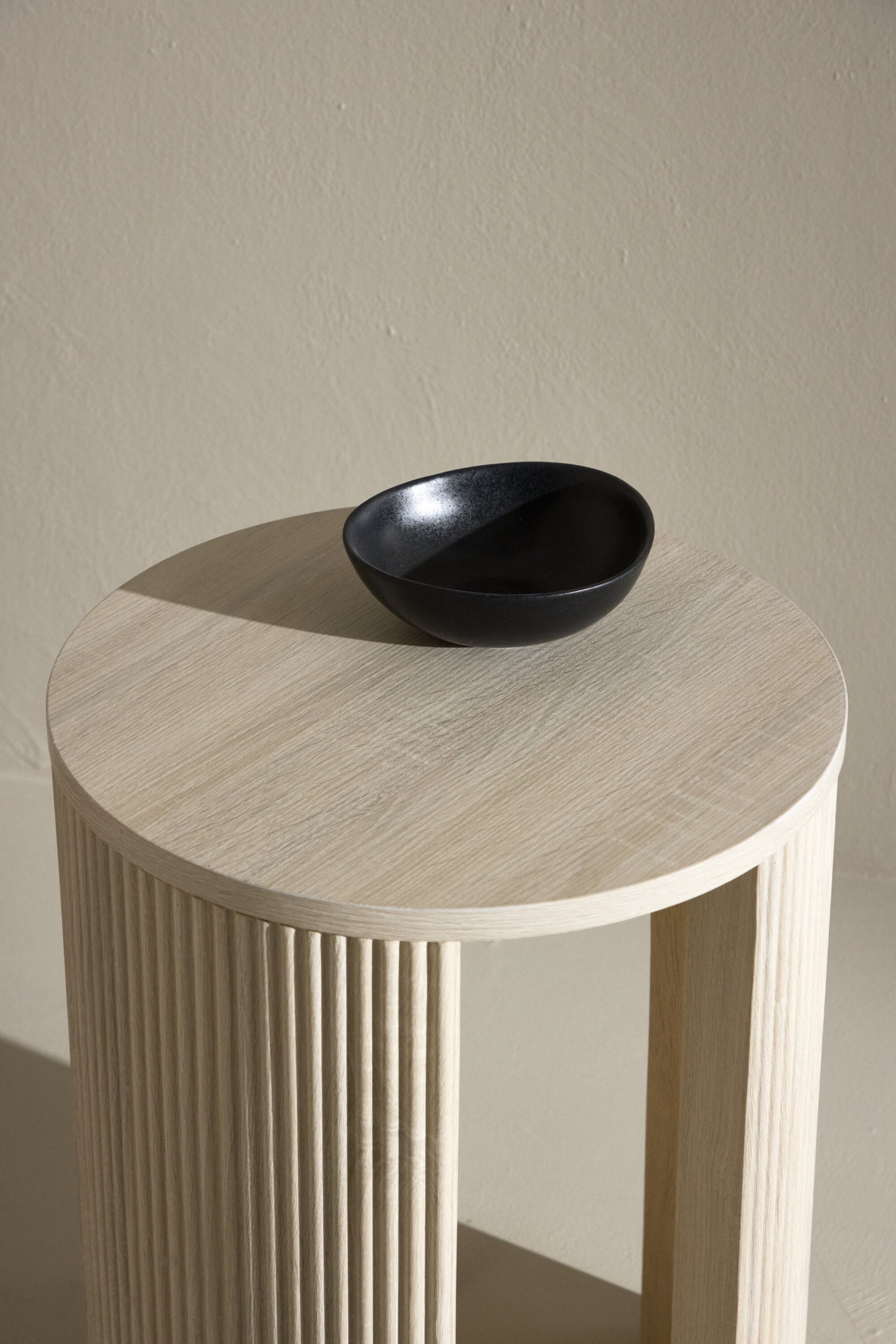 Venture Home Beistelltisch Ablagetisch, MDF, rund, schmal, hoch, dezent, klar