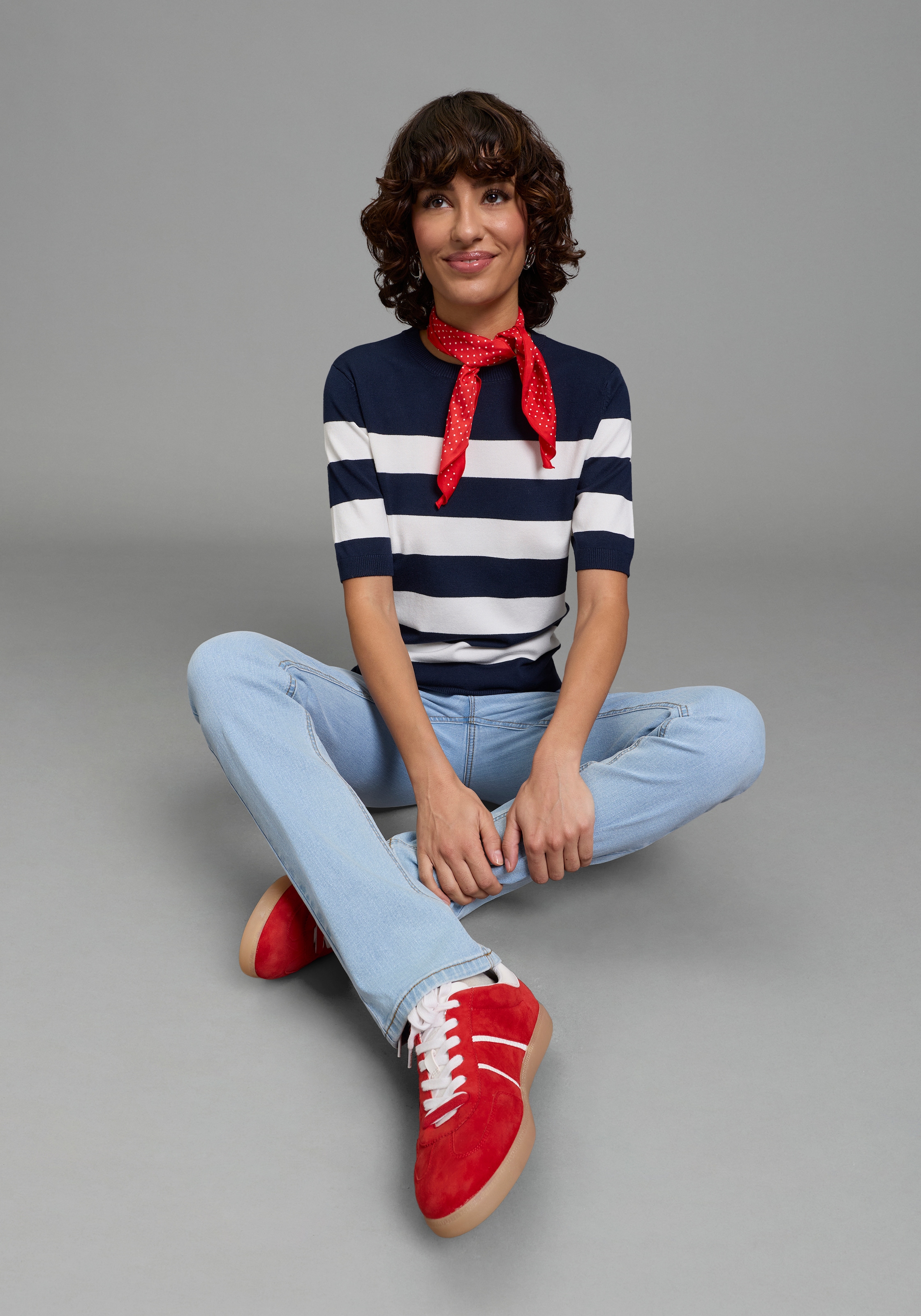 Flashlights Kurzarmpullover aus Viskosemischung mit modernem Schnitt