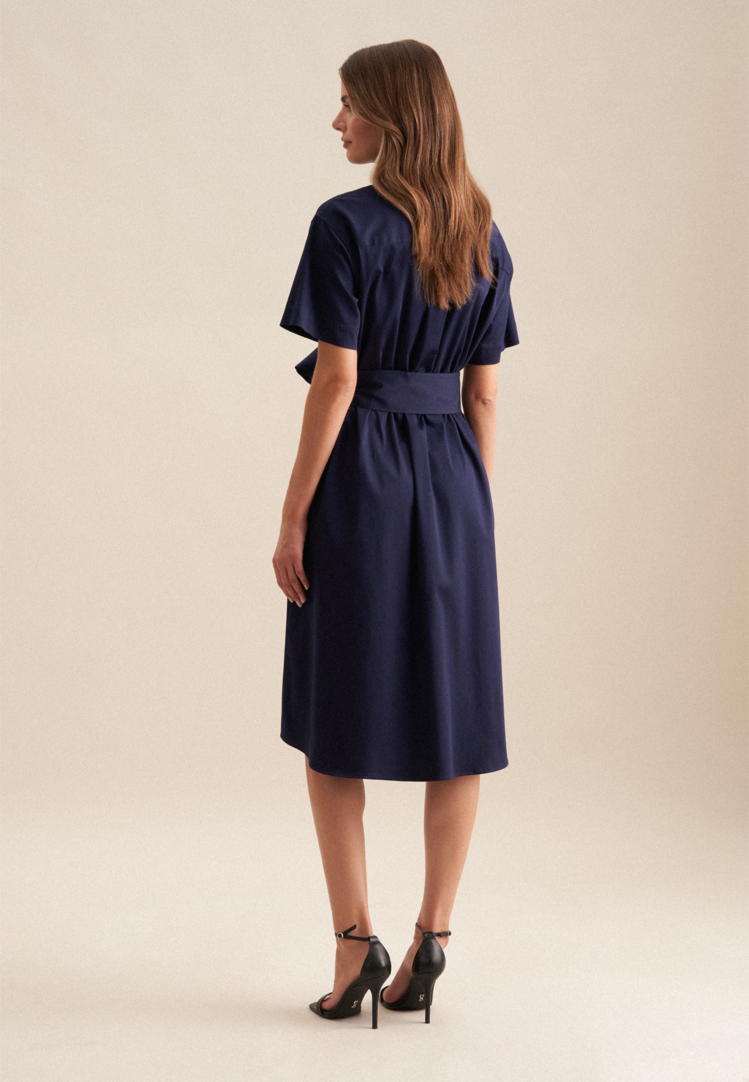 seidensticker Sommerkleid »Schwarze Rose« Kurzarm Kragen Uni