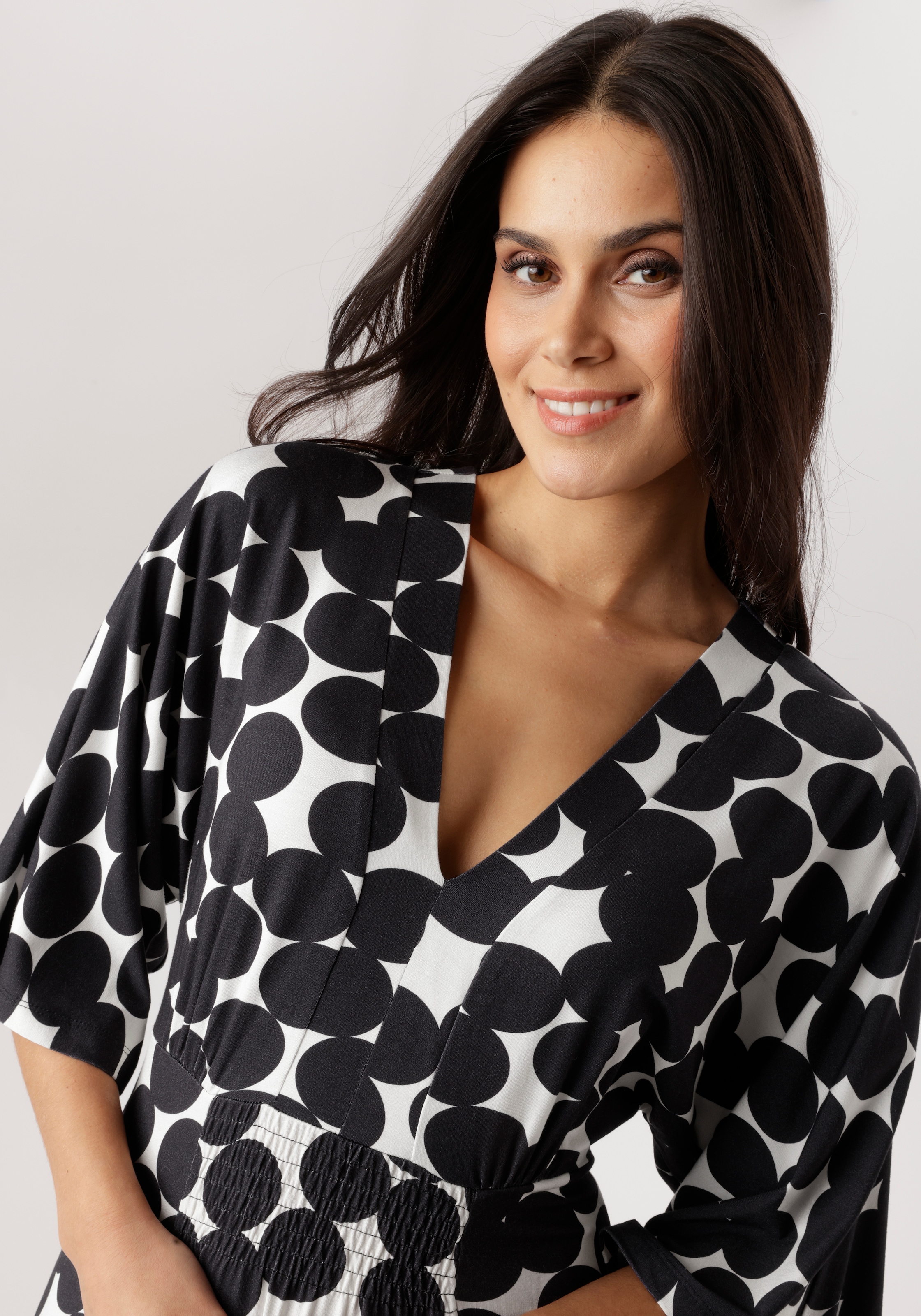 Aniston SELECTED Maxikleid mit weiten, 3/4-langen Ärmeln - NEUE KOLLKETION