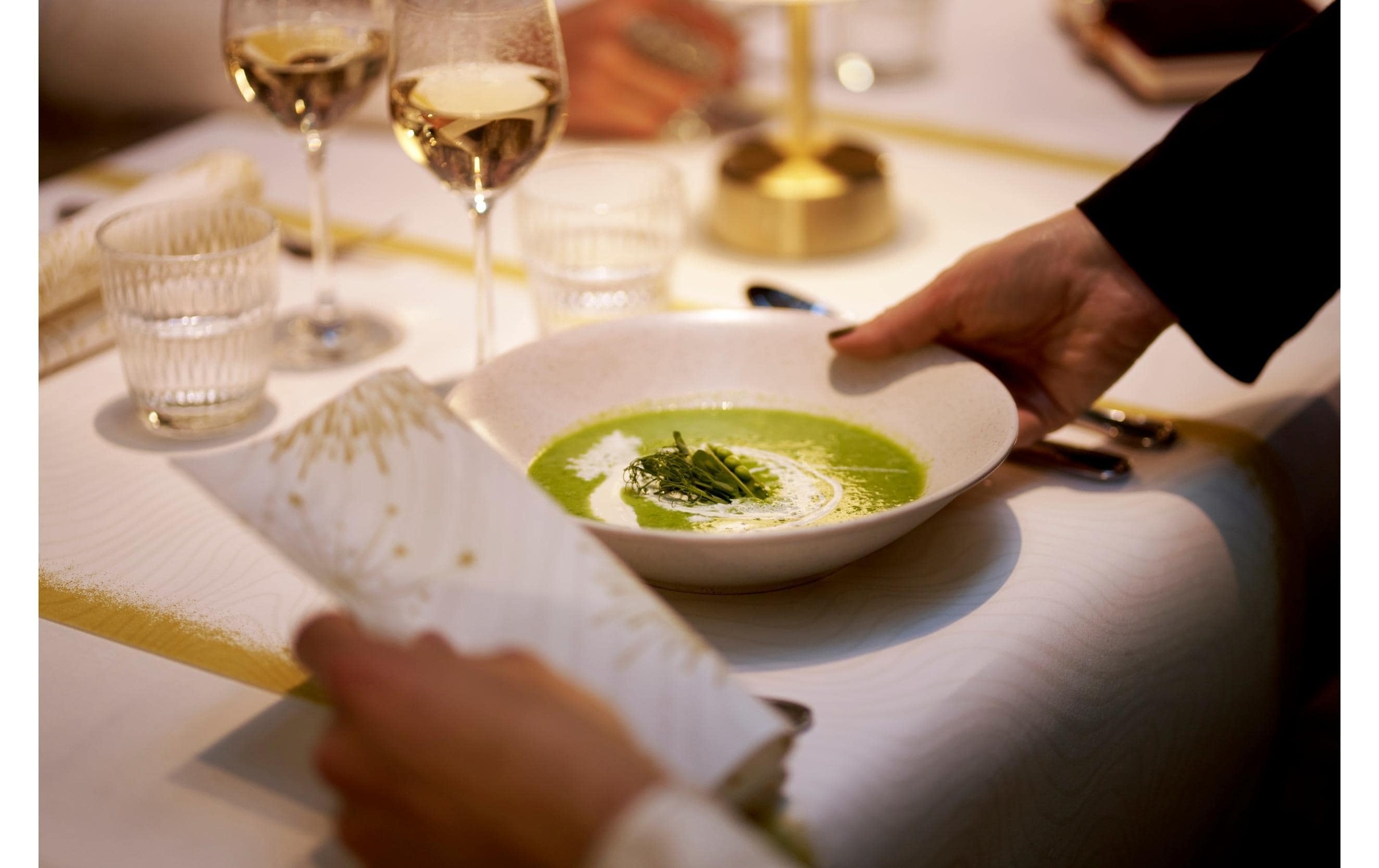   Tischläufer »Duni Tête-à-Tête, 0.4 x 24 m, 1 Stück«