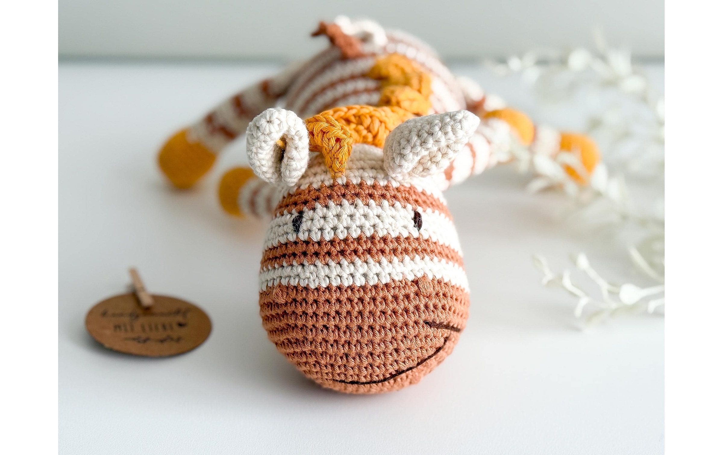   Set cadeau pour nouveau-né »Welcomebabybox Enno – Decke & Zebra« 2 cuis Kuschelige 2-teilige Geschenkbox für Babys