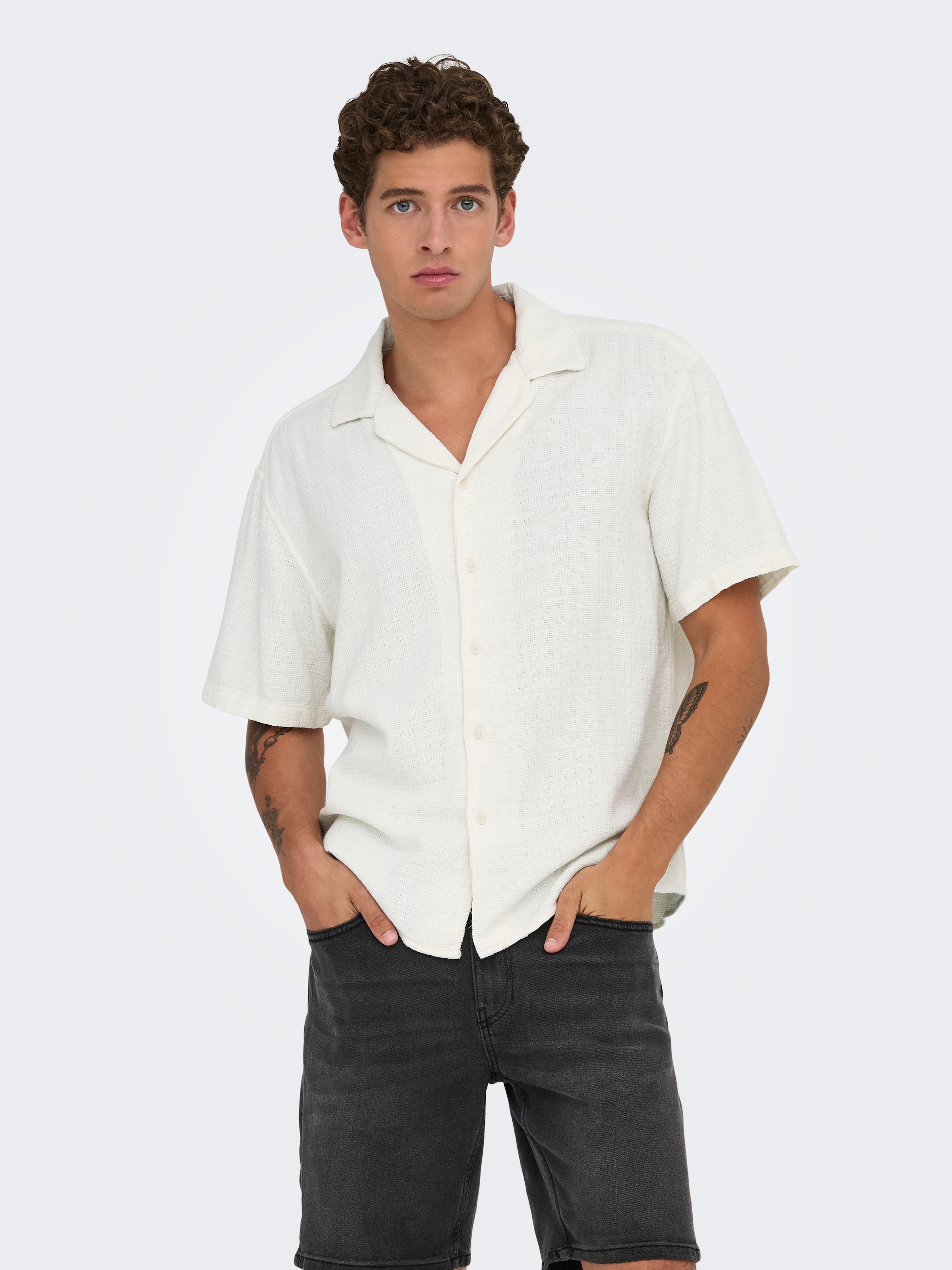 ONLY & SONS Chemise à manches courtes »ONSLATHAM RLXSS RESORT LINEN STRUC 0257« Viscose avec lin, coupe normale