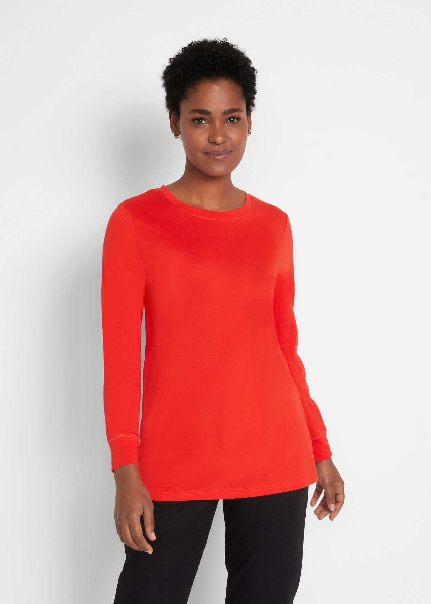 bonprix T-shirt long Packung, 5 Langarm, aus reiner Baumwolle, mit abgesetzten Bündchen am Ärmel