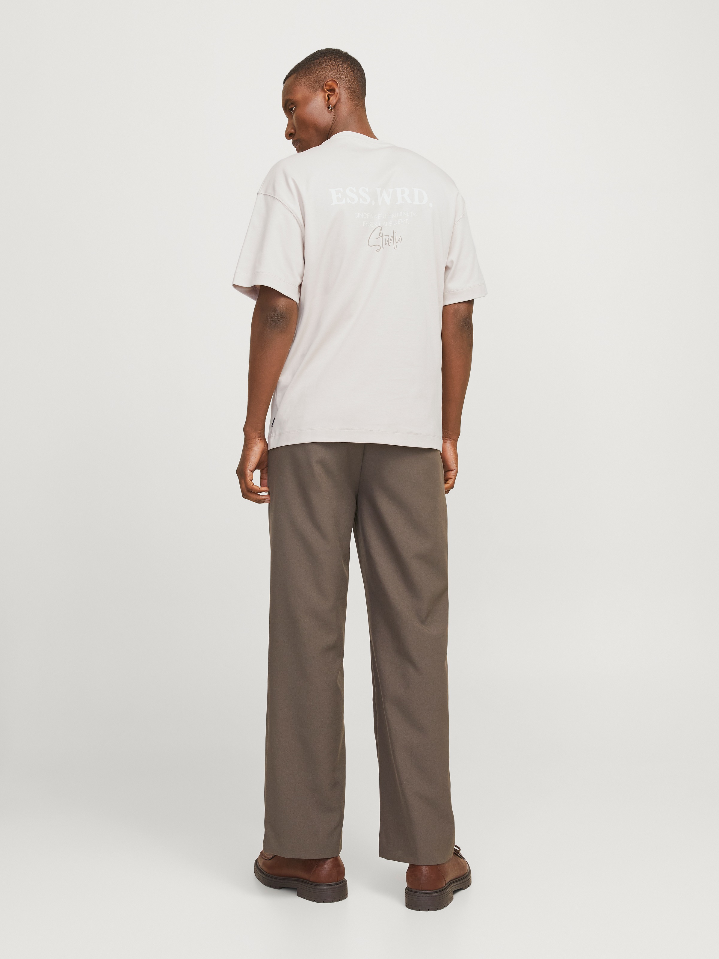 Jack & Jones Shirt à col rond »JJEURBAN EDGE STUDIO TEE SS O-NECK NOOS« mit Front und Back Print