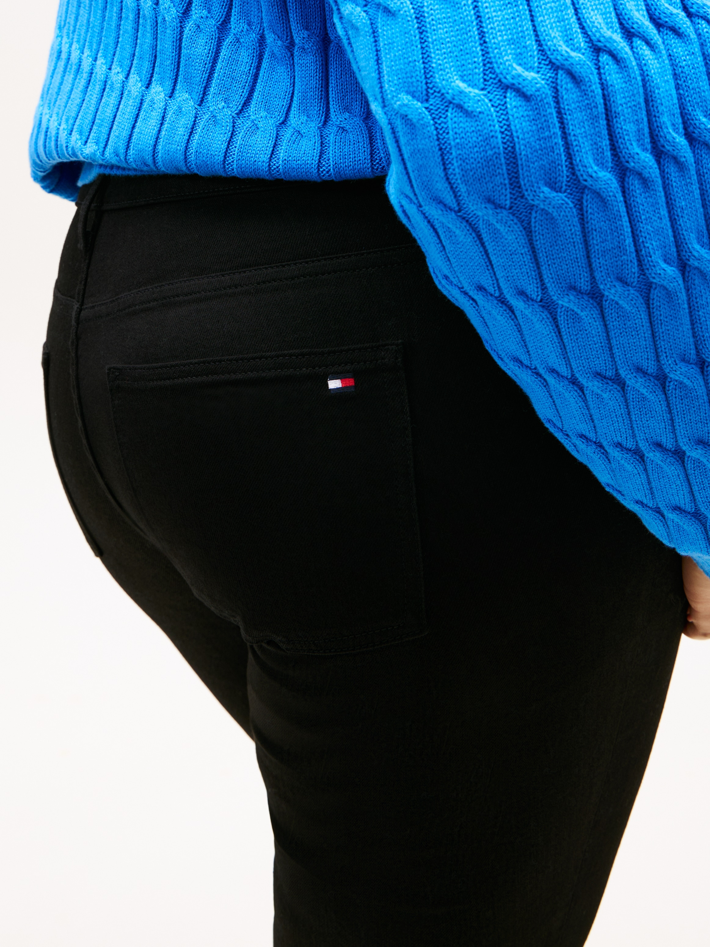 Tommy Hilfiger Curve Bootcut-Jeans »CRV DNM BLACK BOOTCUT RW« in grossen Grössen