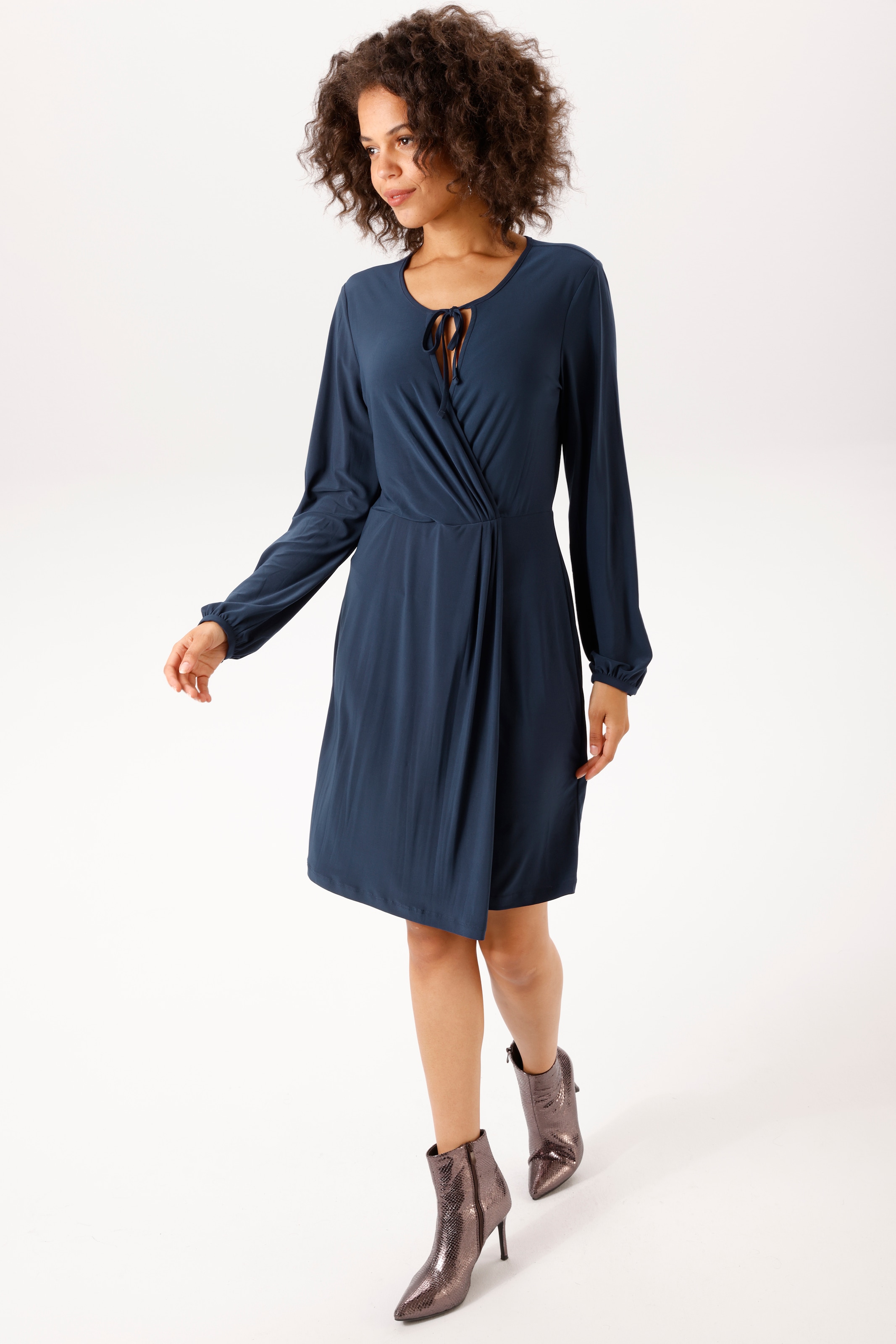 Aniston CASUAL Robe en jersey en look cache-cœur raffiné - NOUVELLE COLLECTION