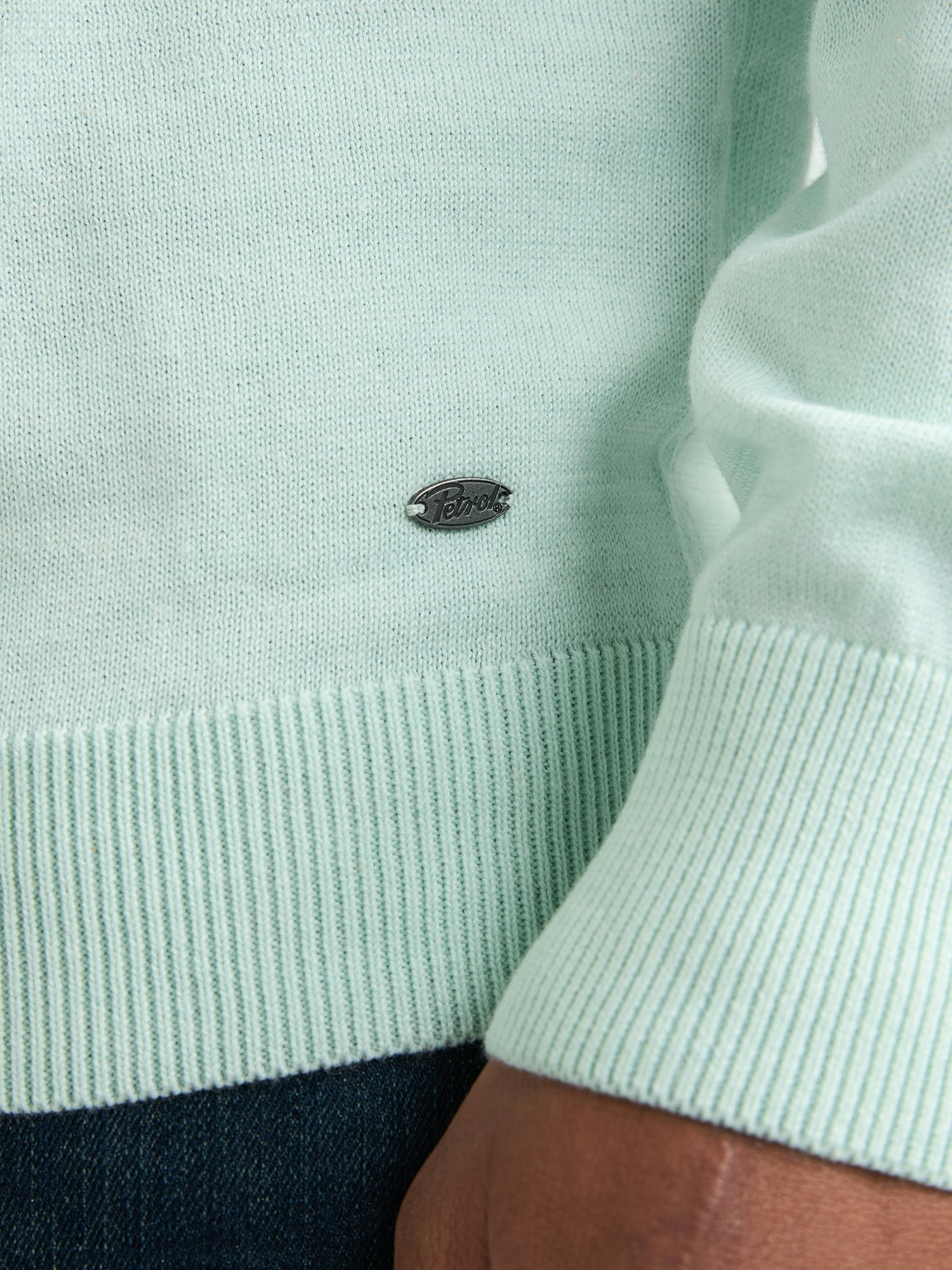Petrol Industries Pull col V »V-Neck Basi« mélange de matériaux avec coton