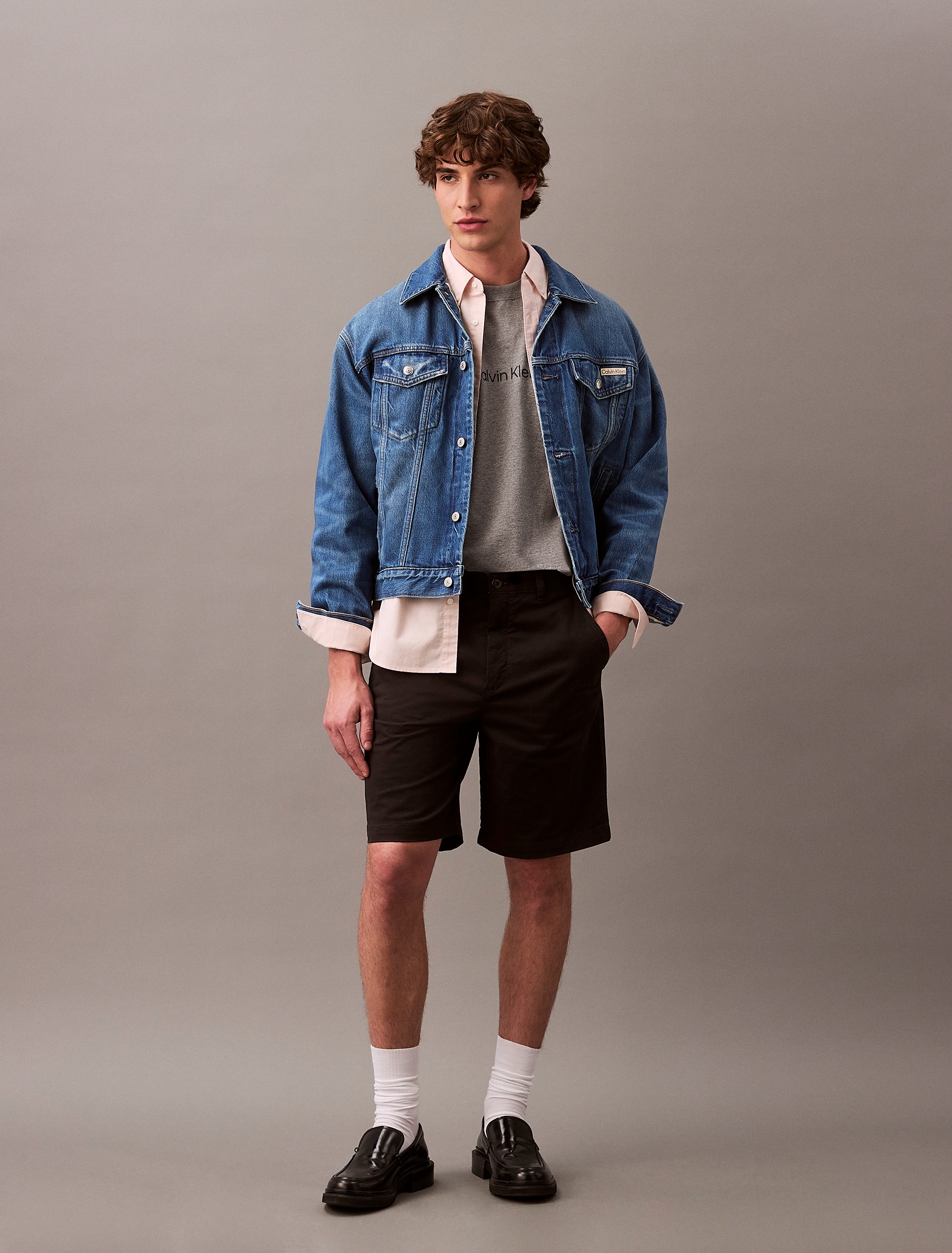 Calvin Klein T-shirt »SS RLXD STANDARD LOGO CREWNK TEE« Rundhalsausschnitt, relaxed fit